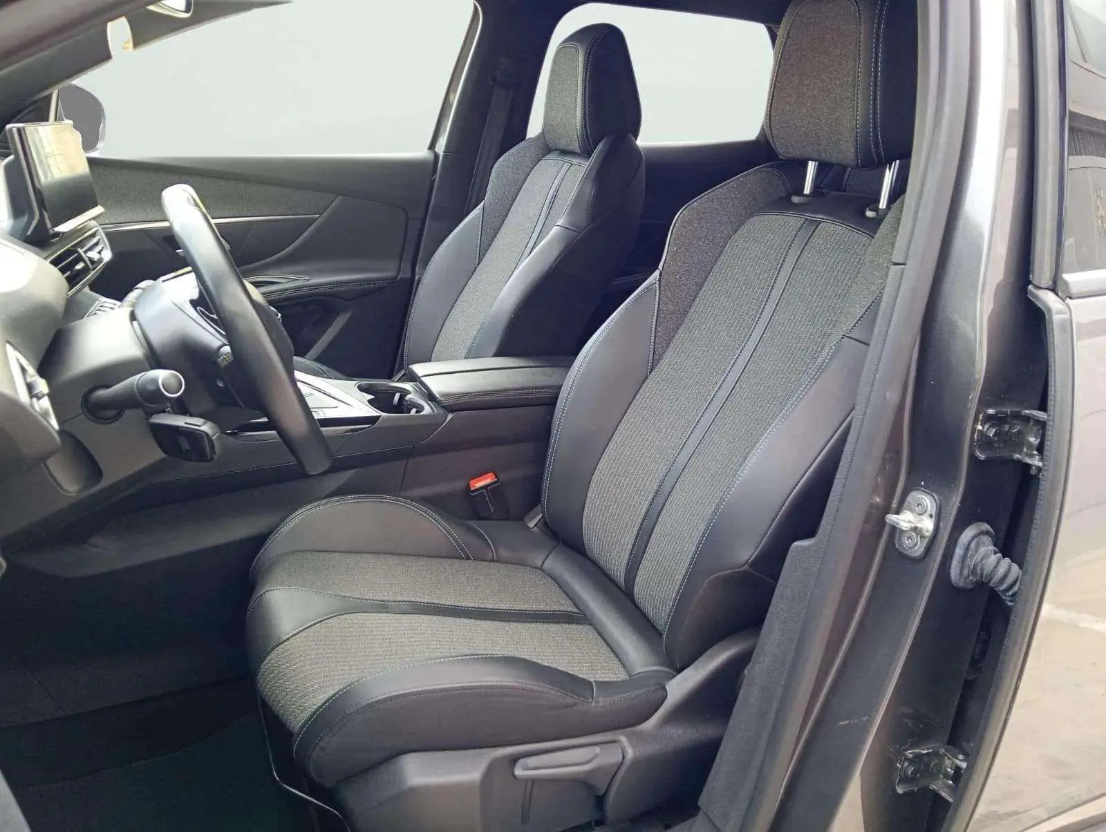 Peugeot 3008 1.2 PureTech Allure Pack - foto 16