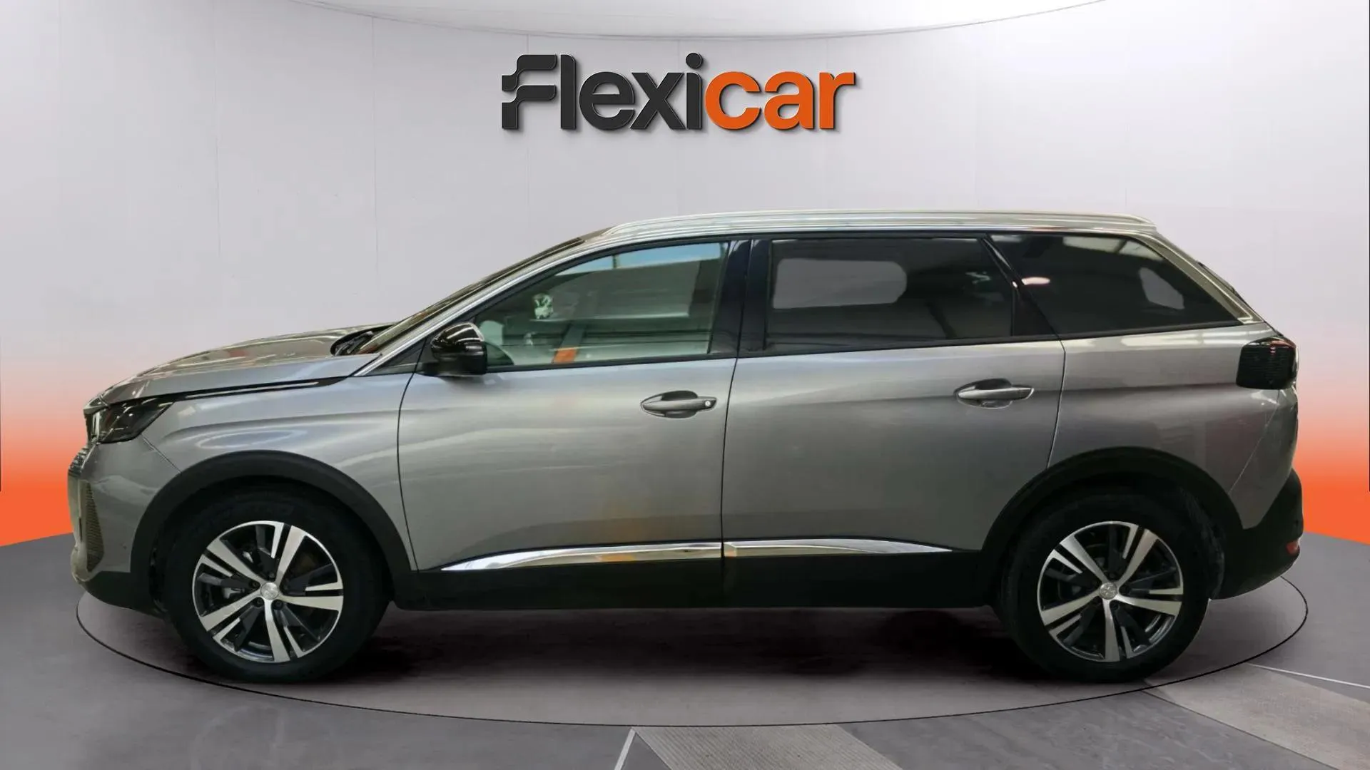 Peugeot 5008 1.2 PureTech Active Pack EAT8 - foto 4
