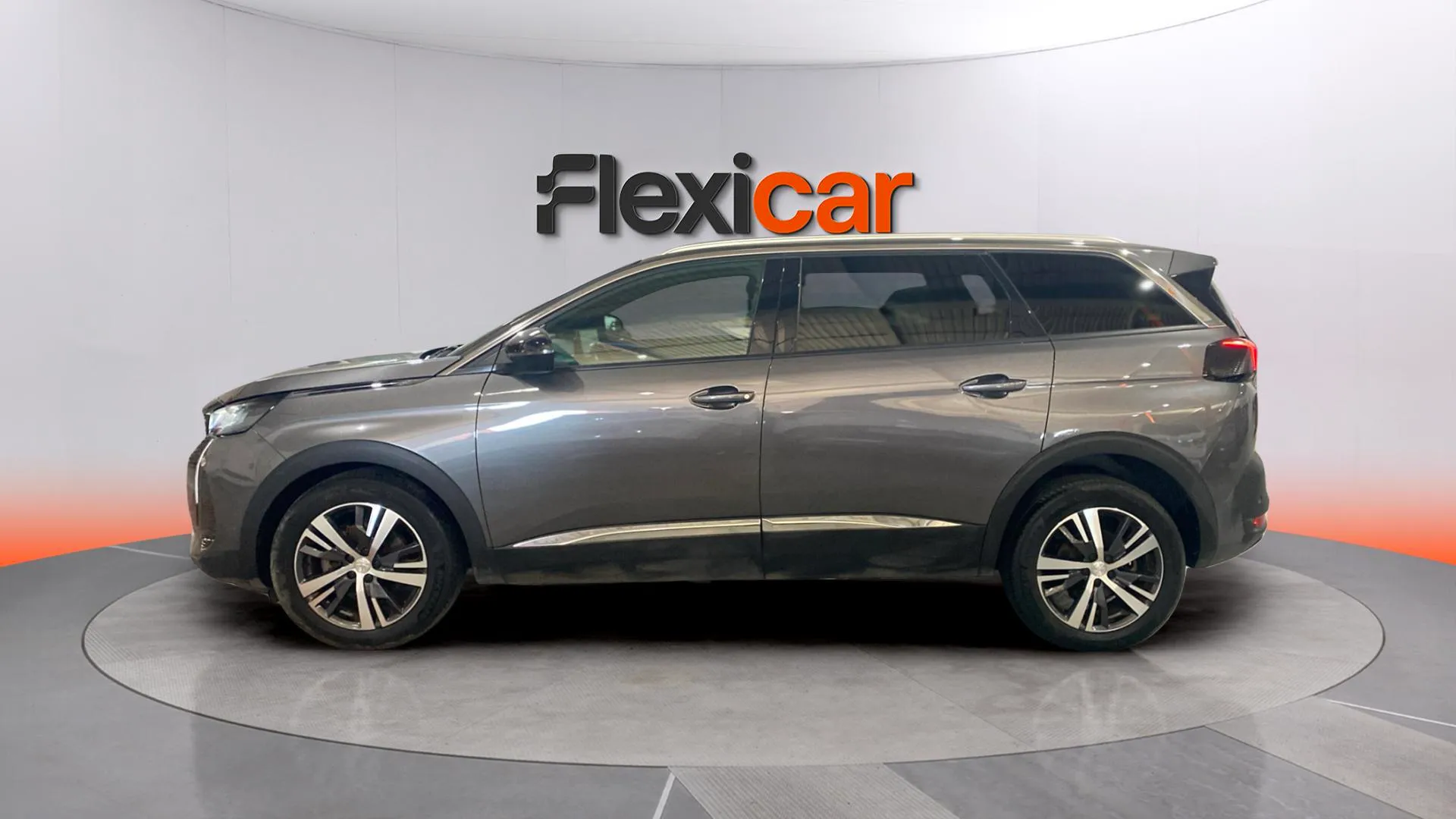Peugeot 5008 1.2 PureTech Allure Pack EAT8 - foto 3