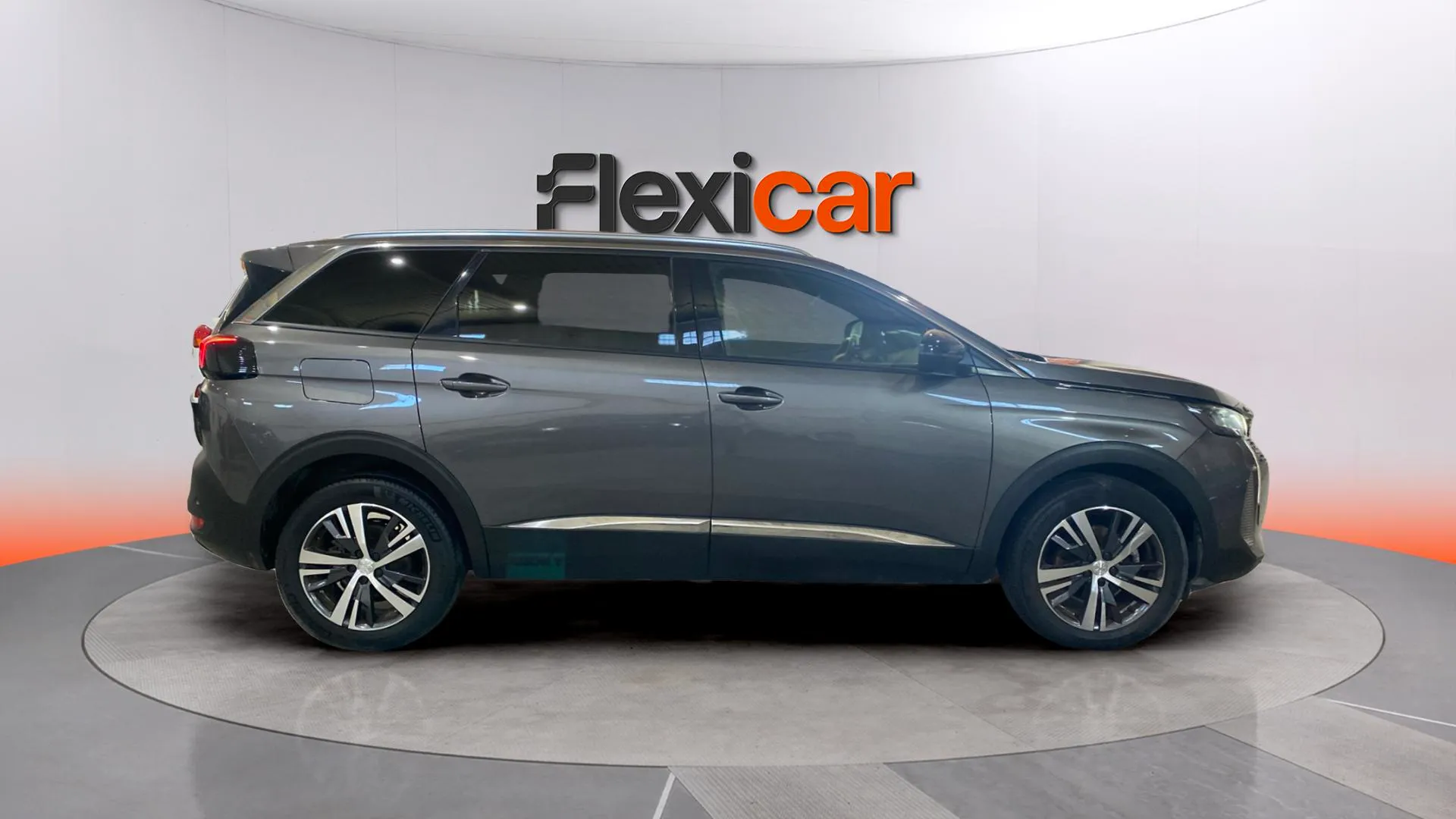 Peugeot 5008 1.2 PureTech Allure Pack EAT8 - foto 7