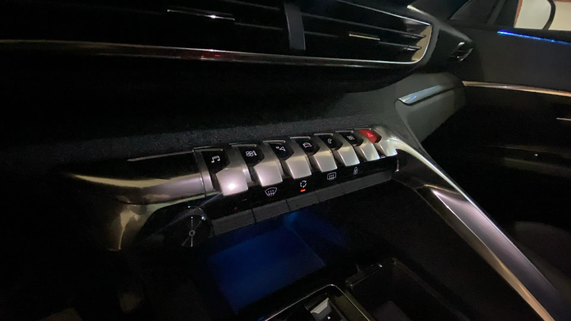Peugeot 5008 1.2 PureTech Allure Pack EAT8 - foto 11