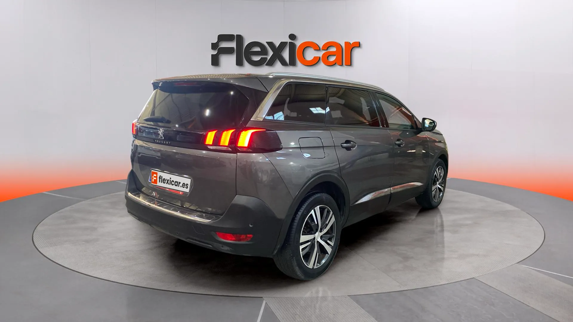Peugeot 5008 1.2 PureTech Allure Pack EAT8 - foto 6
