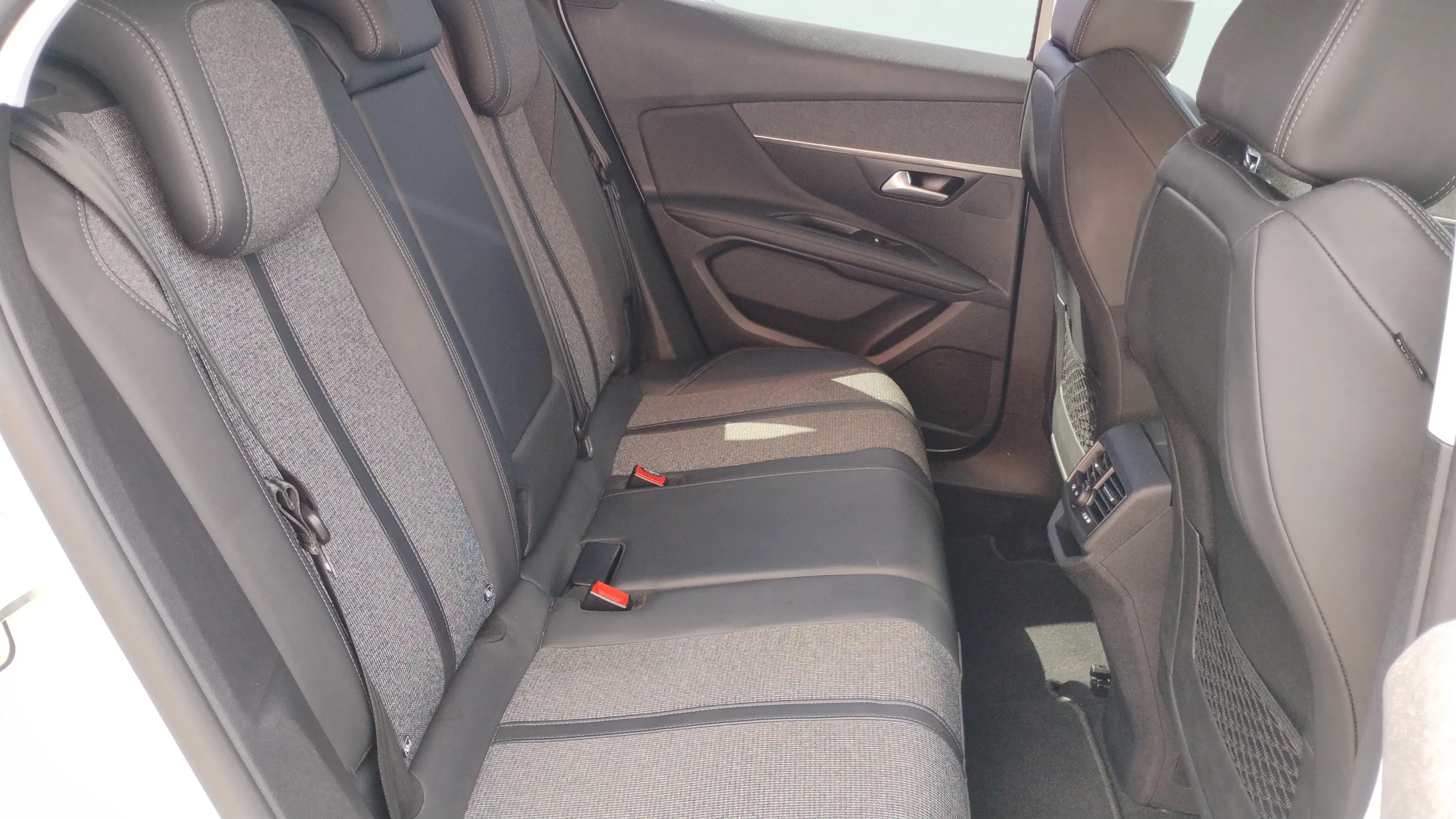 Peugeot 3008 1.2 PureTech Active - foto 15