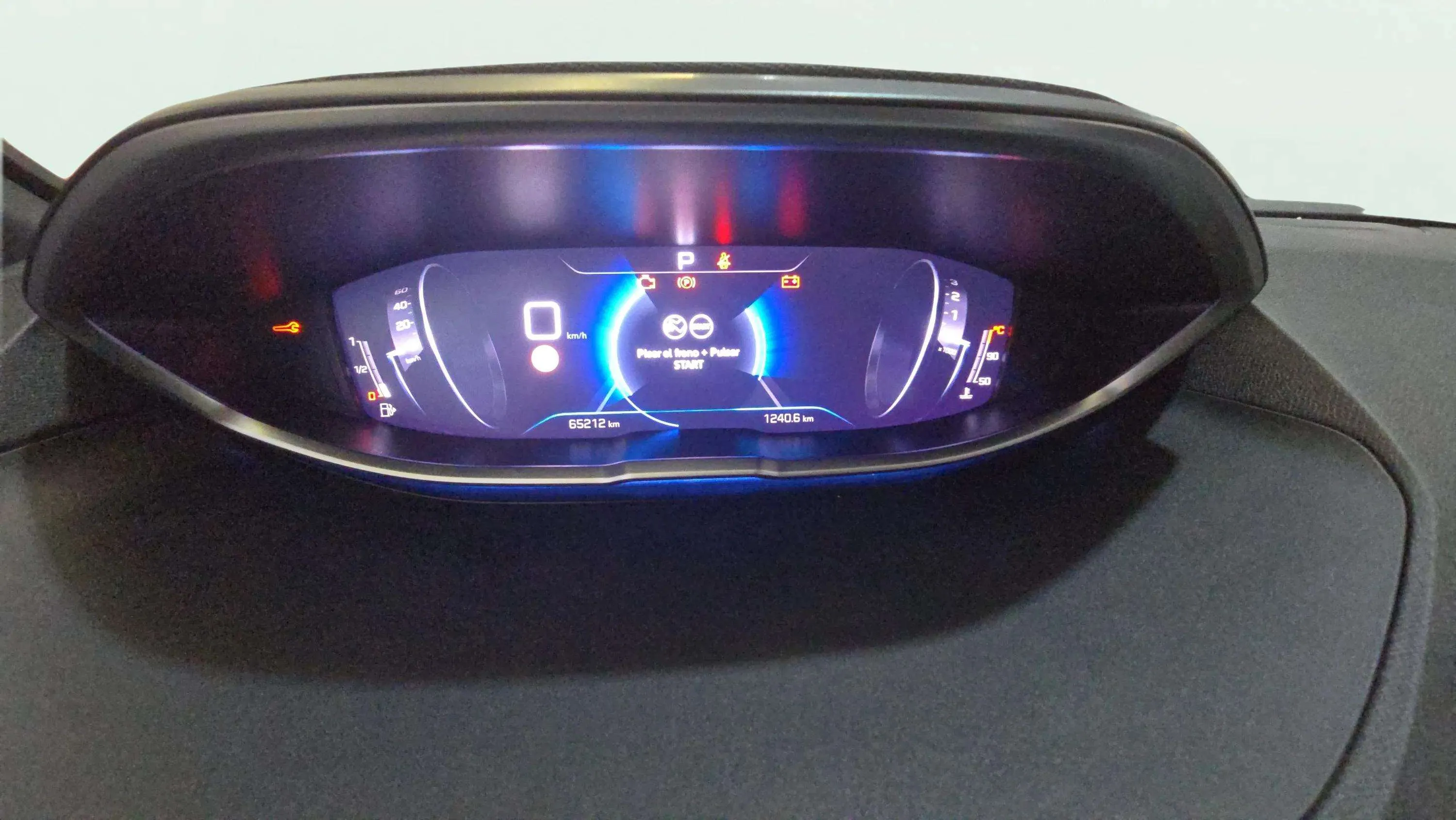 Peugeot 5008 1.2 PureTech Allure Pack EAT8 - foto 8