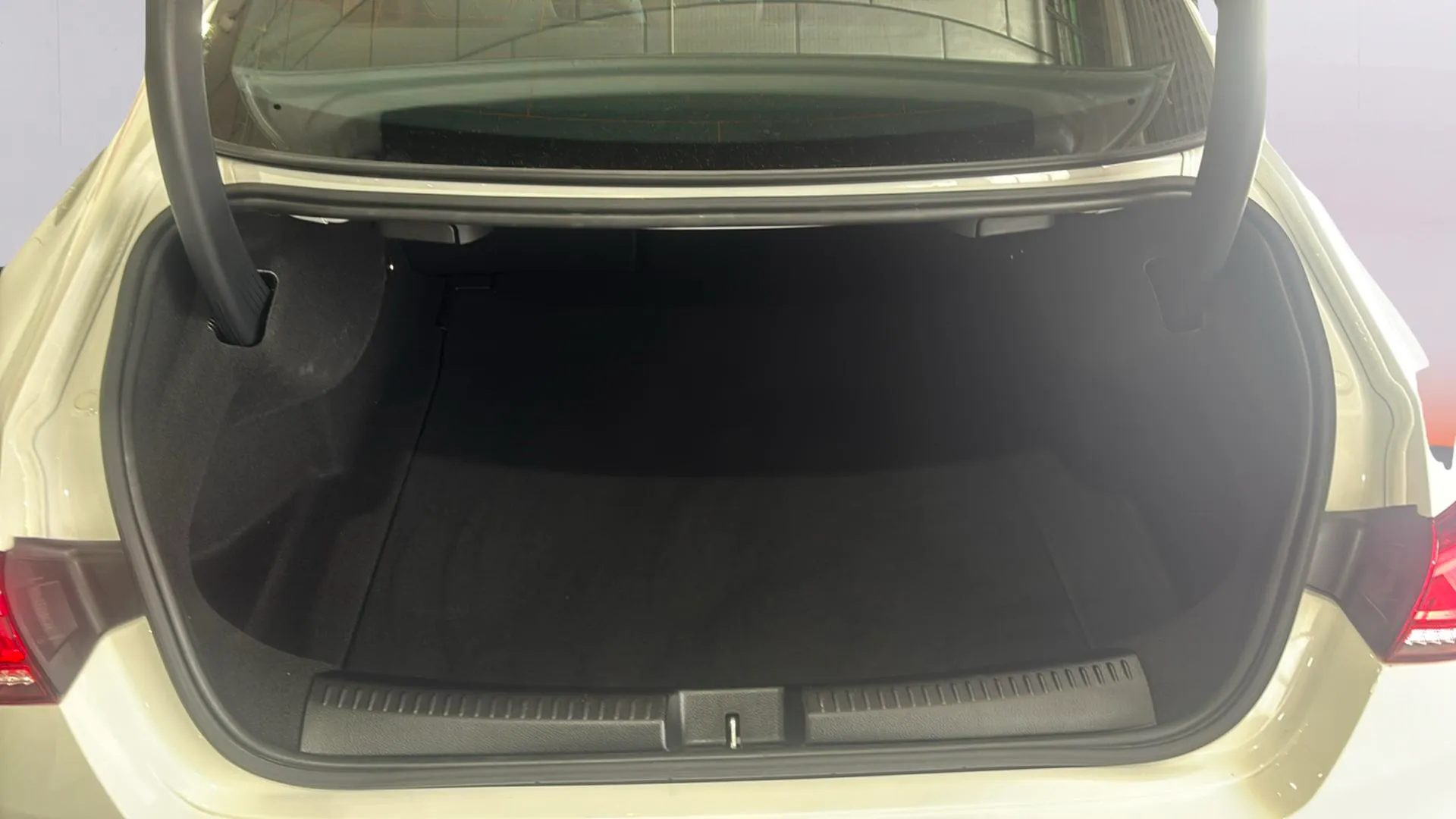 Mercedes-Benz CLA 200 - foto 16