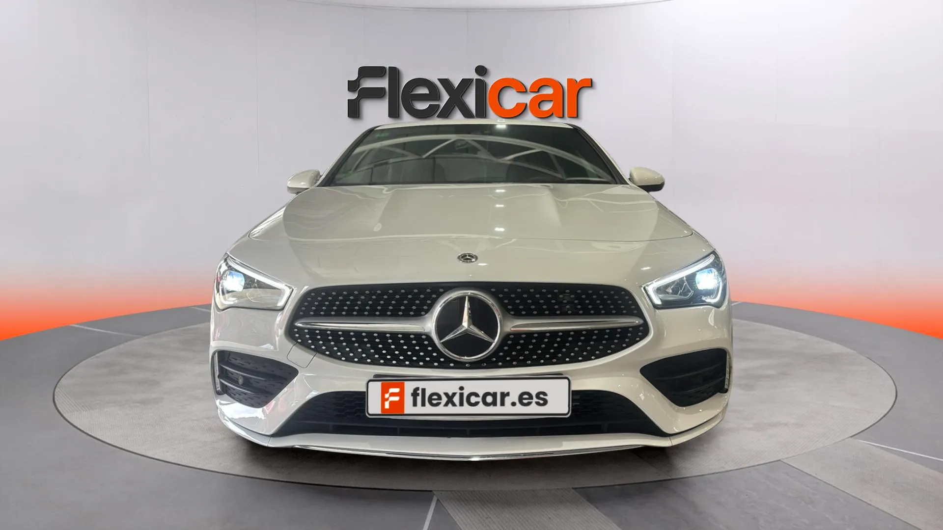 Mercedes-Benz CLA 200 - foto 2