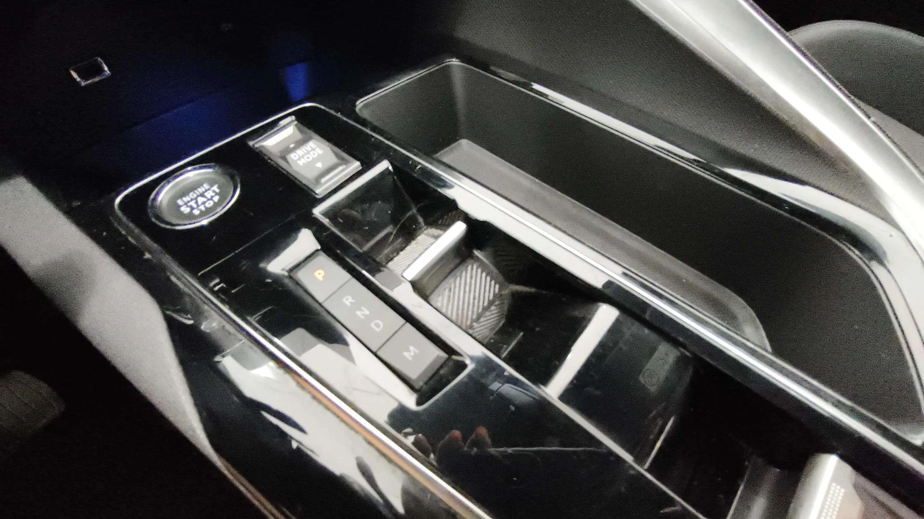 Peugeot 5008 1.2 PureTech Allure Pack EAT8 - foto 16