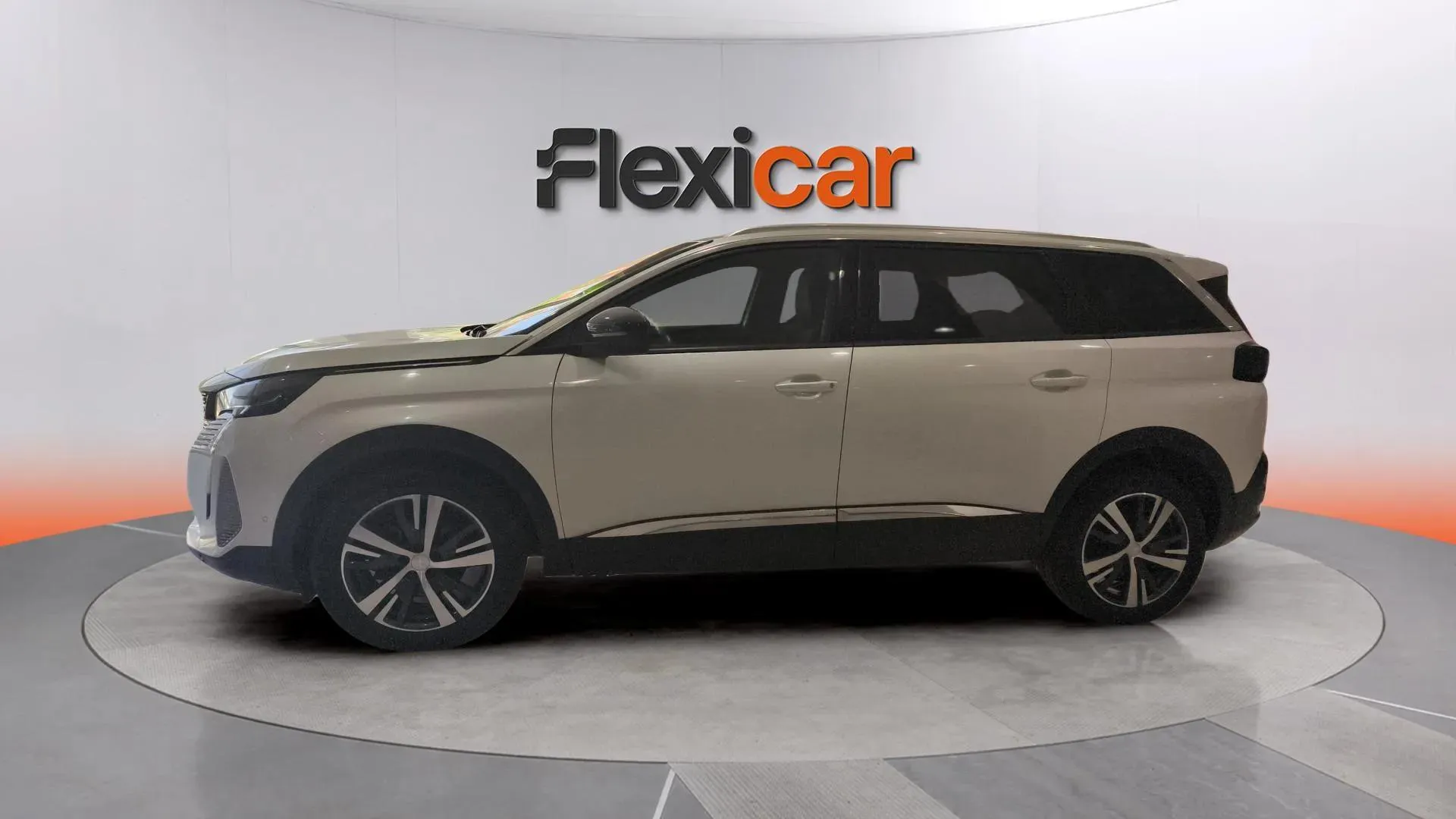 Peugeot 5008 1.2 PureTech Allure Pack EAT8 - foto 5