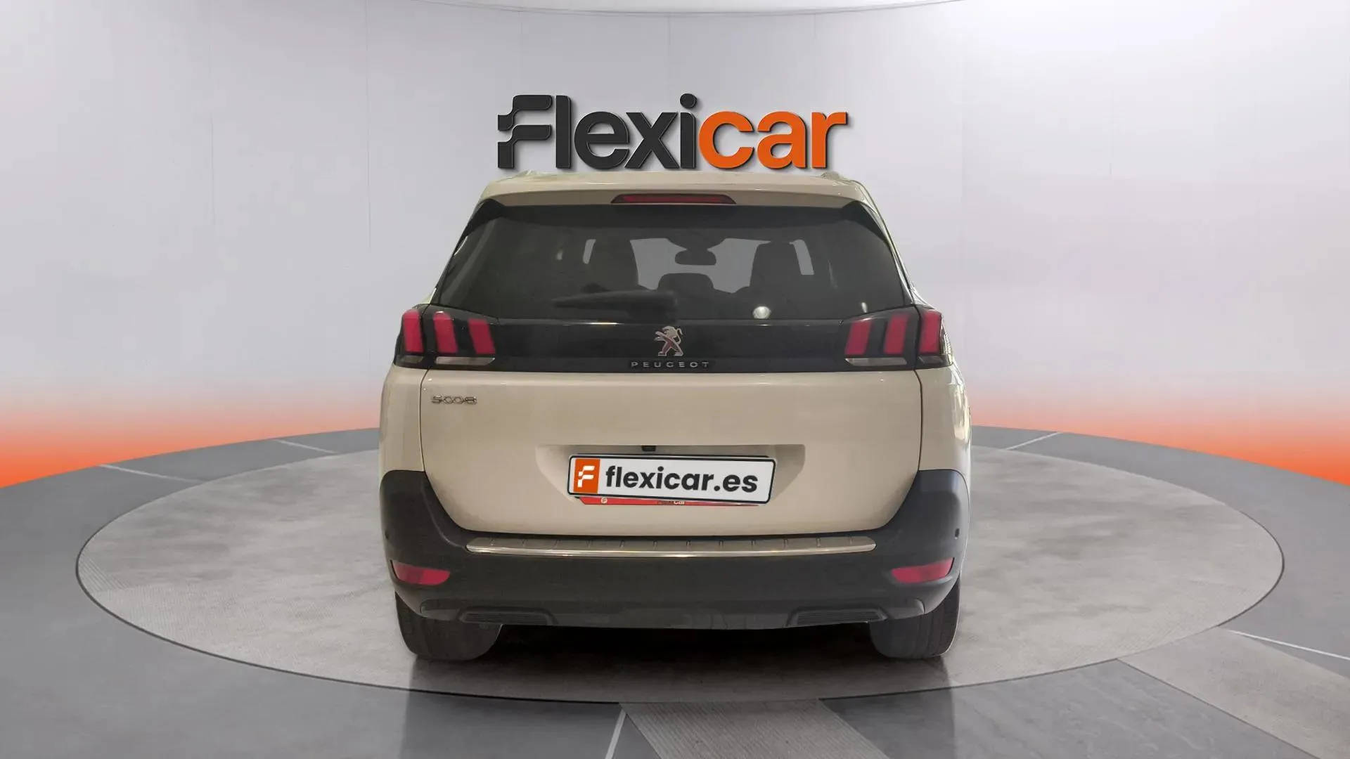 Peugeot 5008 1.2 PureTech Allure Pack EAT8 - foto 4