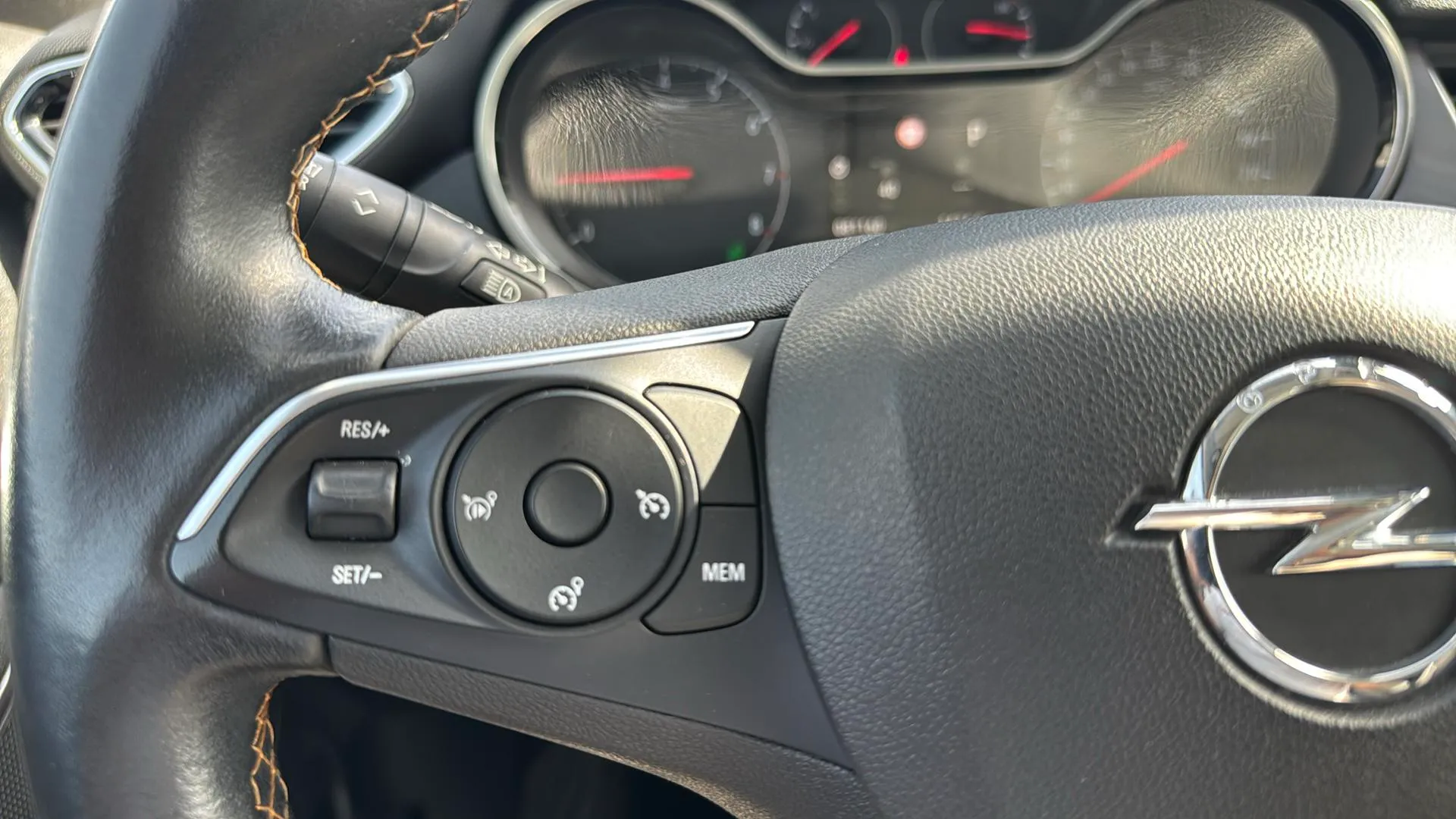Opel Crossland X Ultimate - foto 16