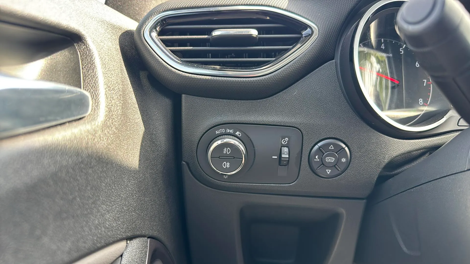 Opel Crossland X Ultimate - foto 19