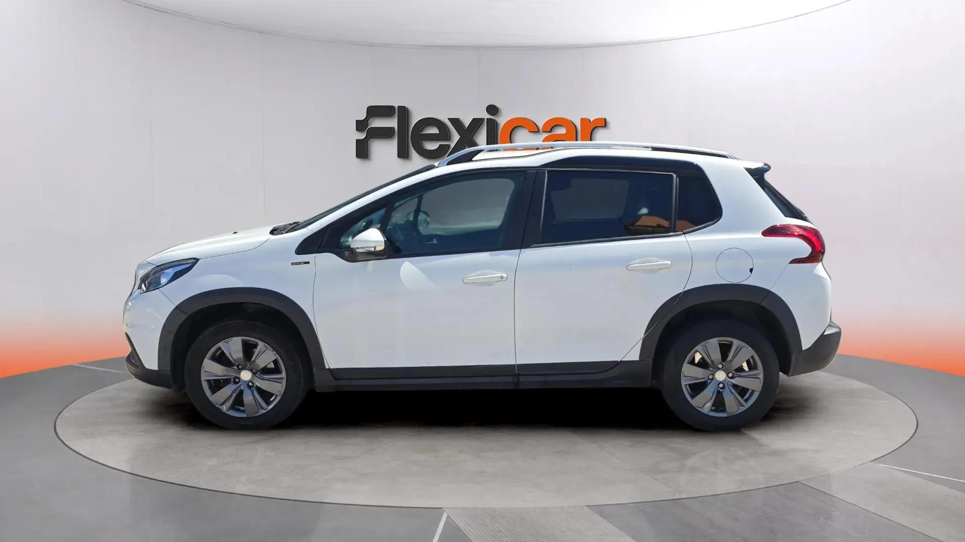 Peugeot 2008 Signature 1.2 PureTech - foto 8