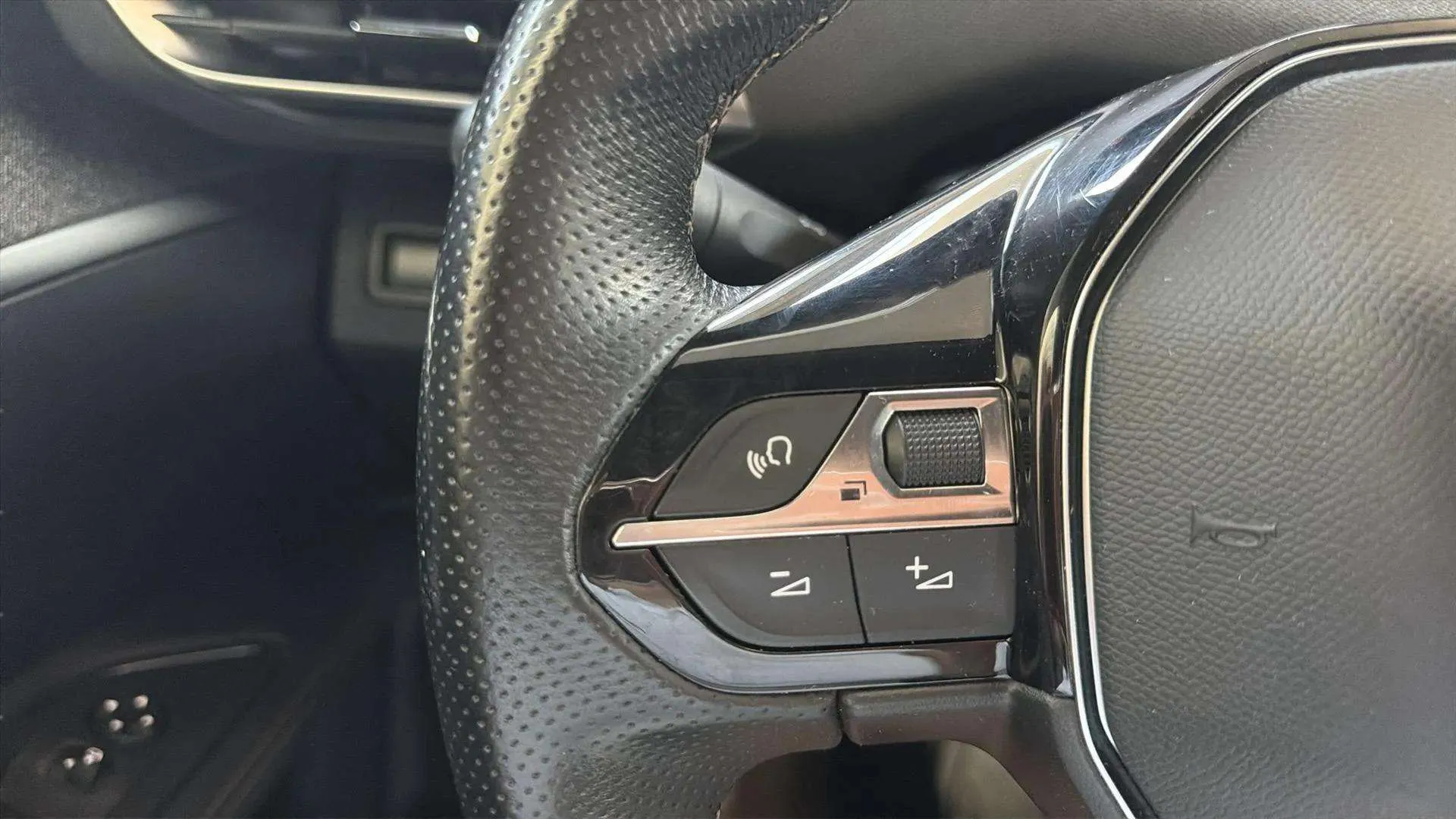 Peugeot 3008 1.2 PureTech GT Line - foto 25