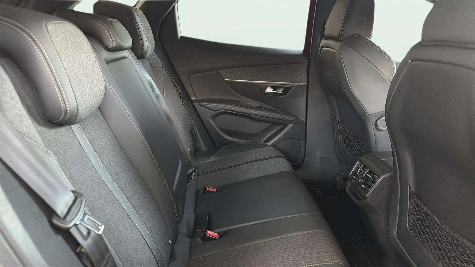 Peugeot 3008 1.2 PureTech GT Line - foto 23