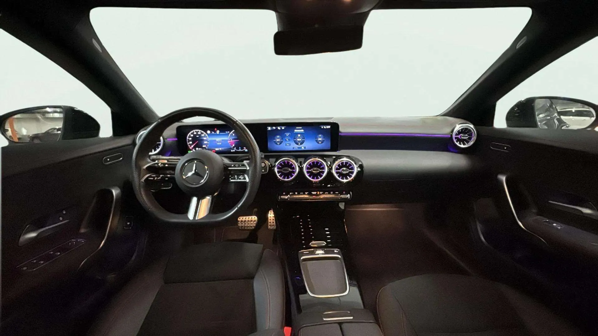 Mercedes-Benz CLA 200 D DCT - foto 9