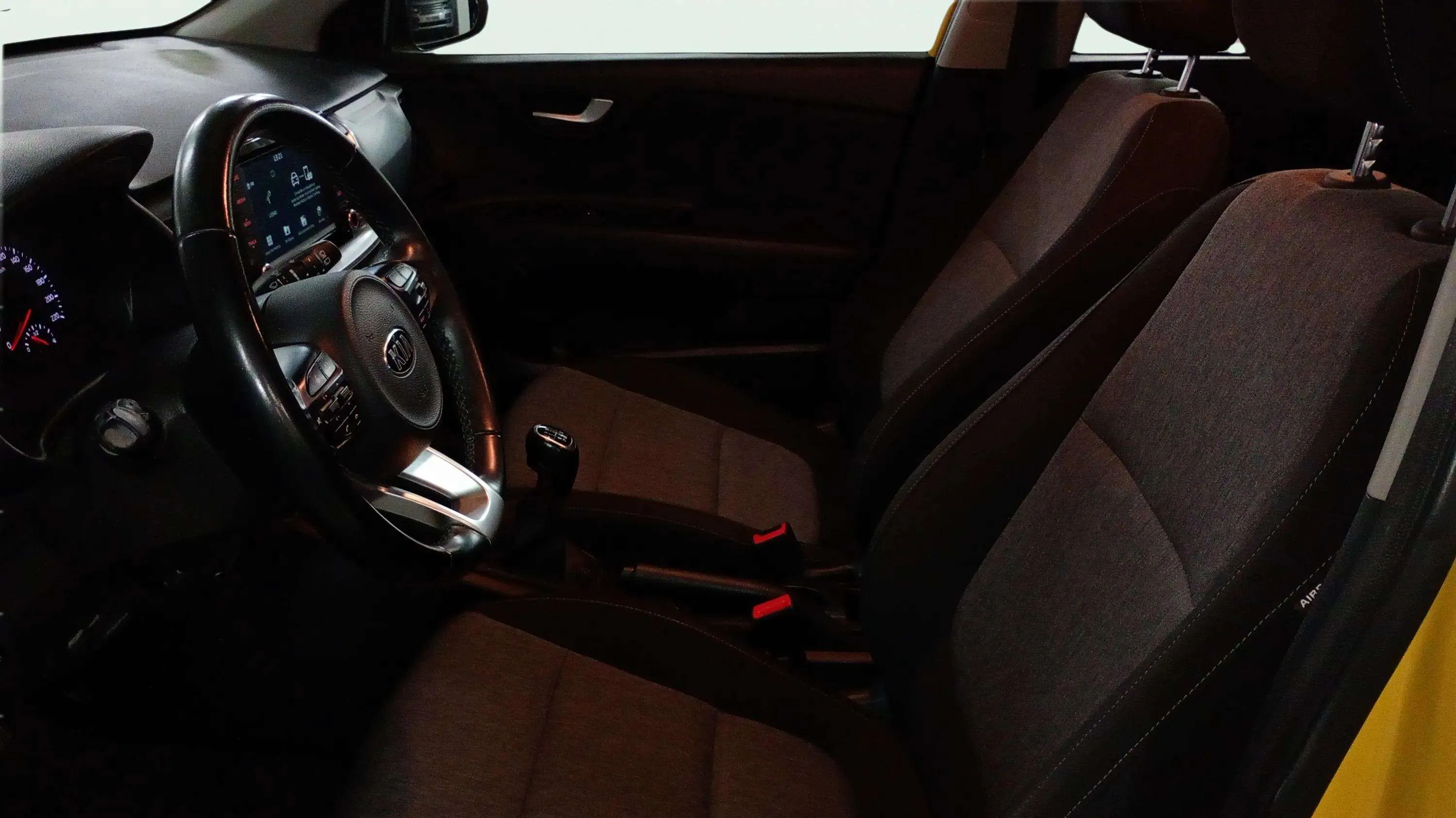 Kia Stonic 1.0 T-GDi Business Eco-Dyn - foto 14