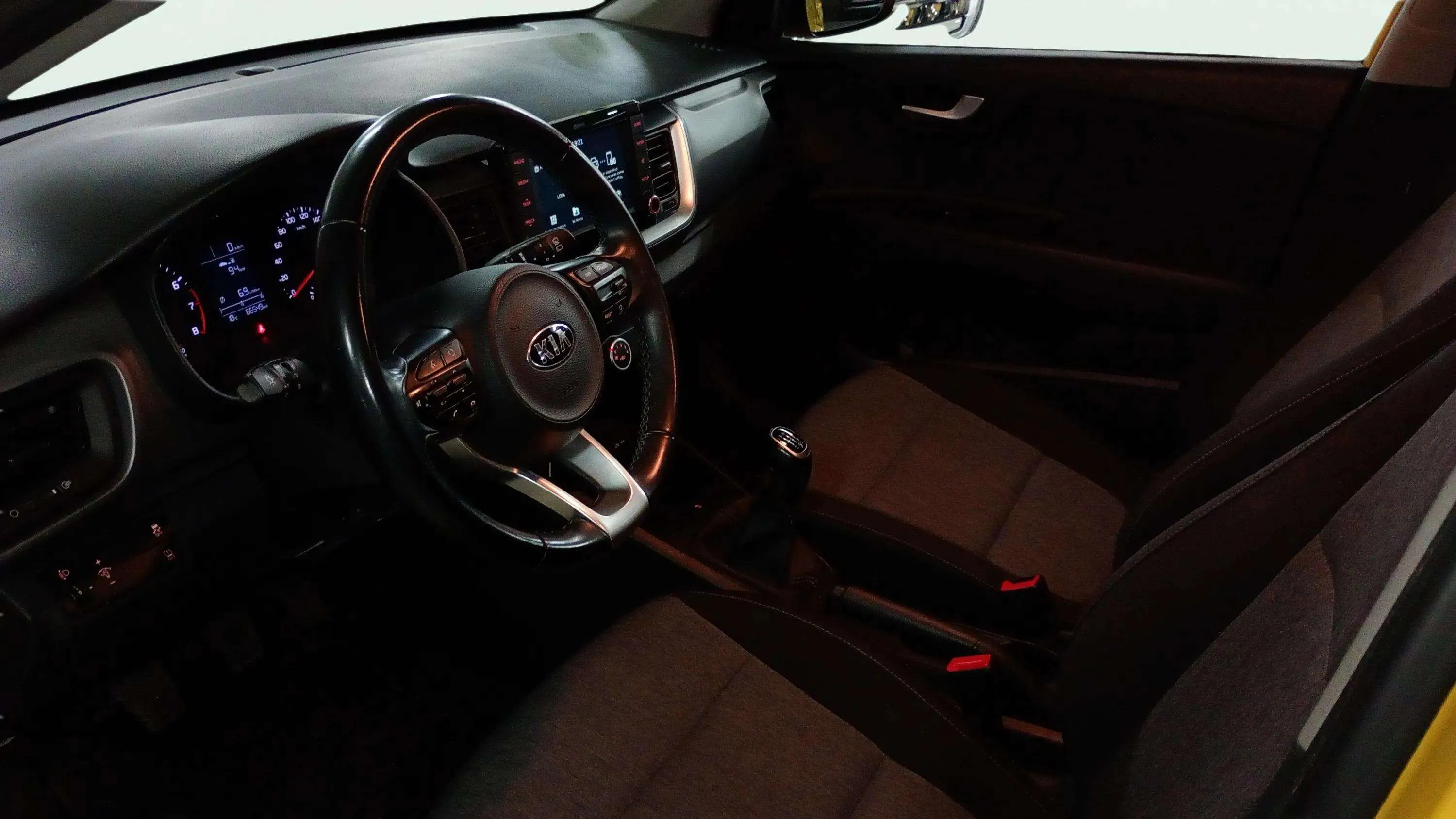 Kia Stonic 1.0 T-GDi Business Eco-Dyn - foto 13