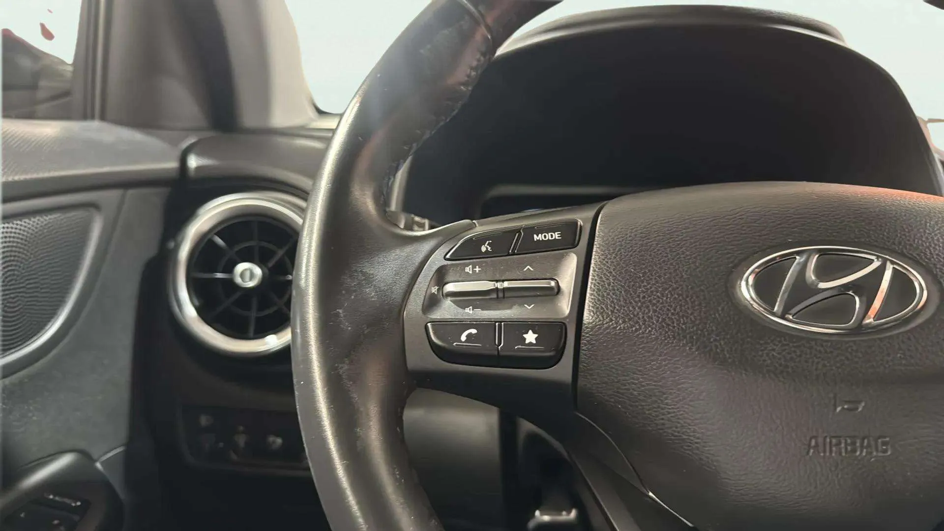 Hyundai Kona 1.0 T-GDi 48V Klass 4x2 - foto 17