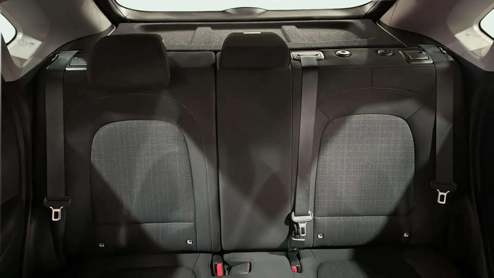 Hyundai Kona 1.0 T-GDi 48V Klass 4x2 - foto 23