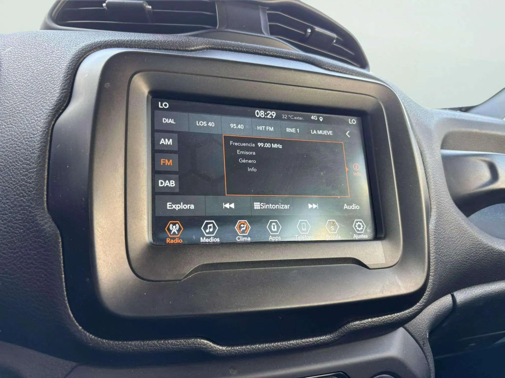 Jeep Renegade Longitude 1.0G 4x2 - foto 10
