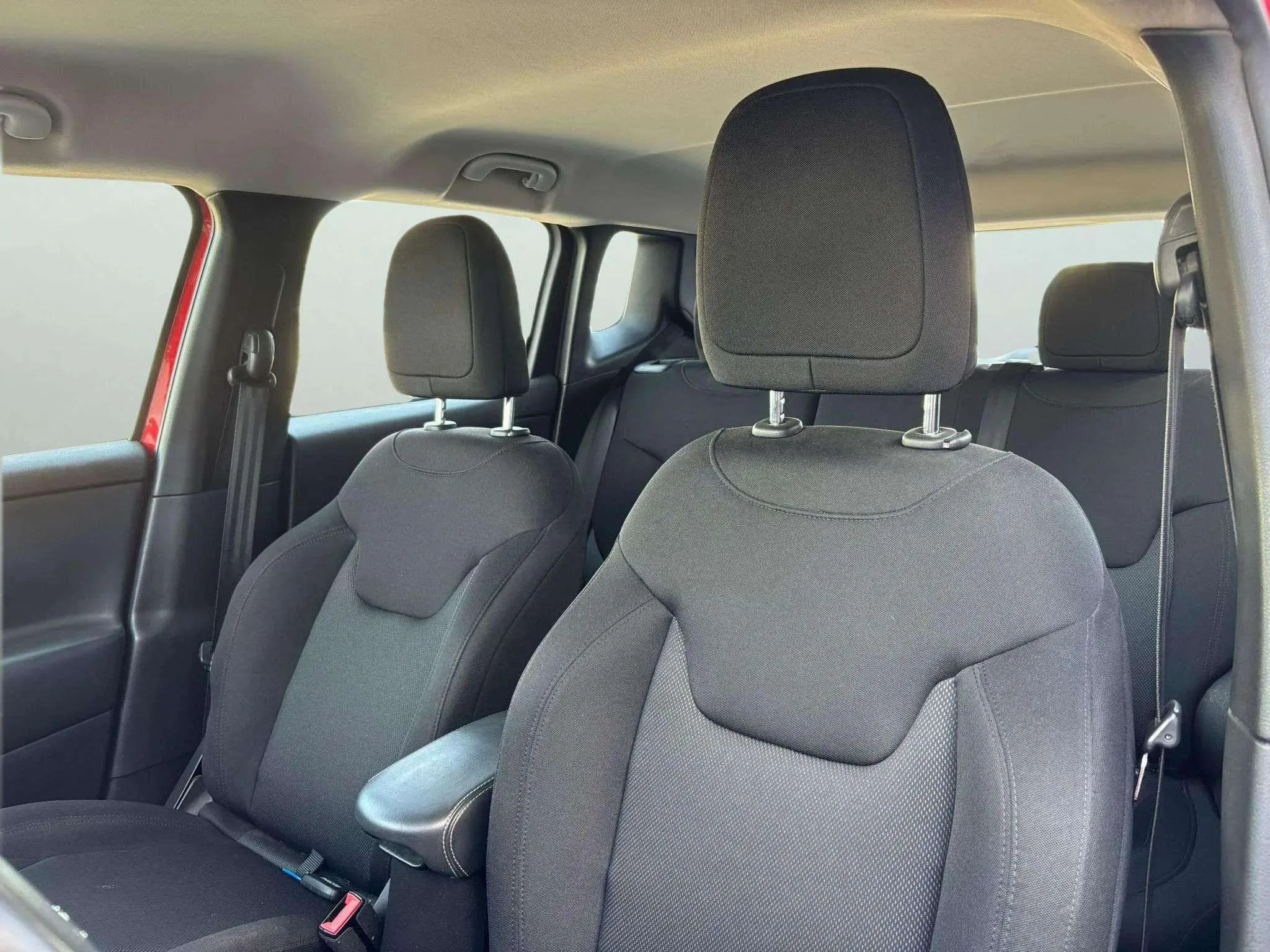 Jeep Renegade Longitude 1.0G 4x2 - foto 18