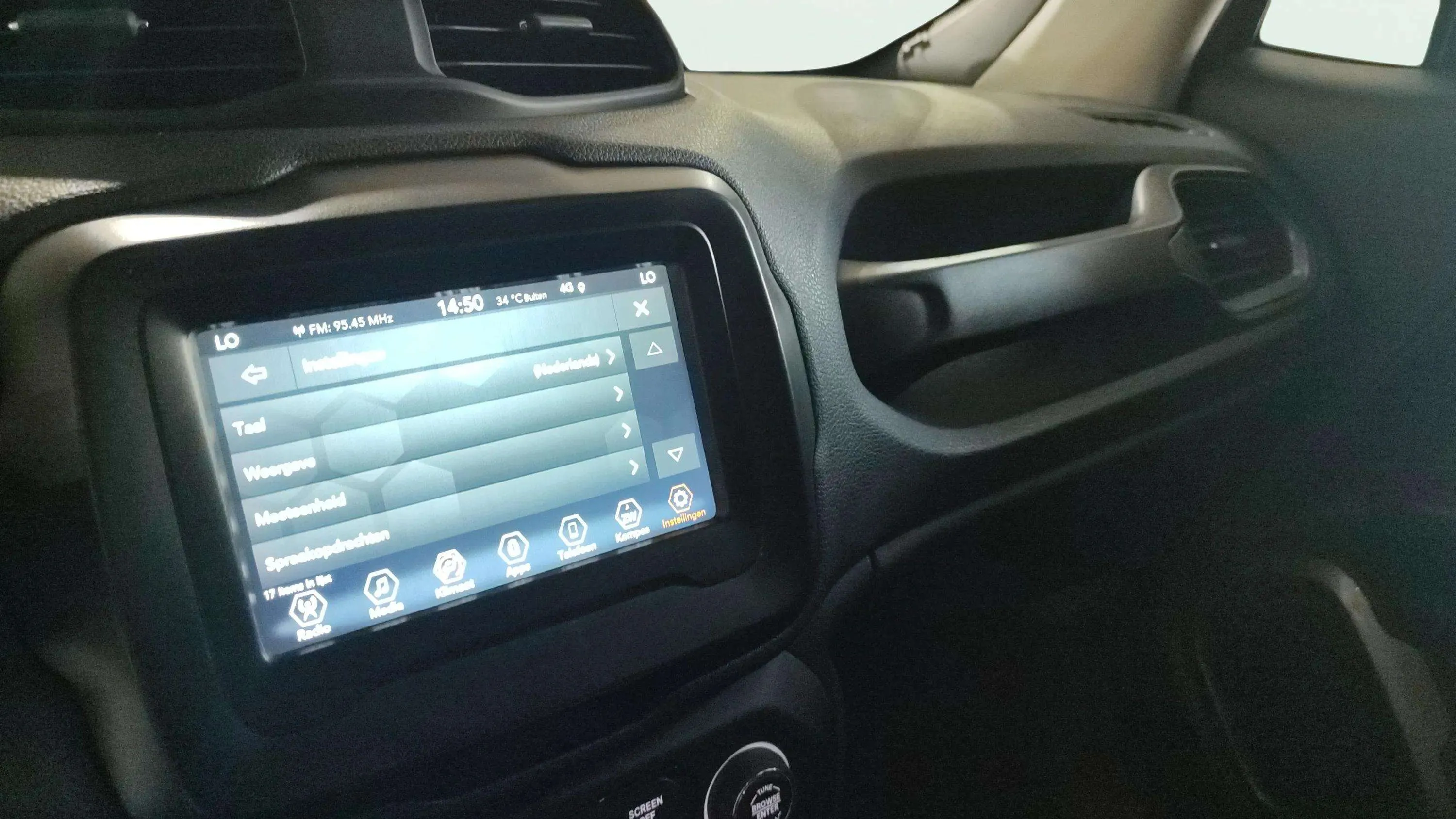 Jeep Renegade Longitude 1.0G 4x2 - foto 10