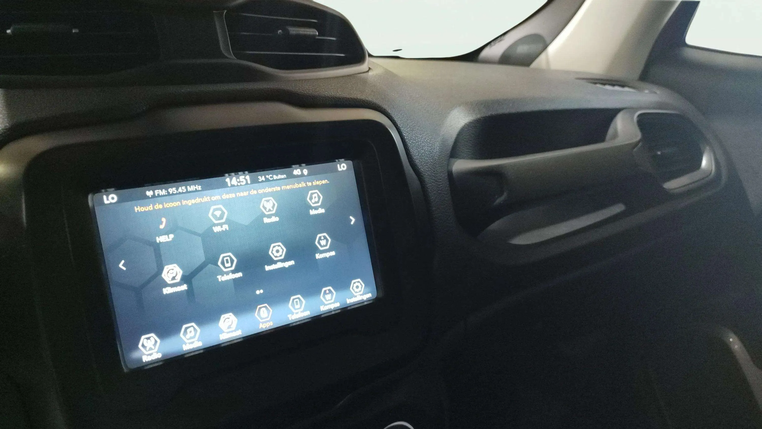 Jeep Renegade Longitude 1.0G 4x2 - foto 13