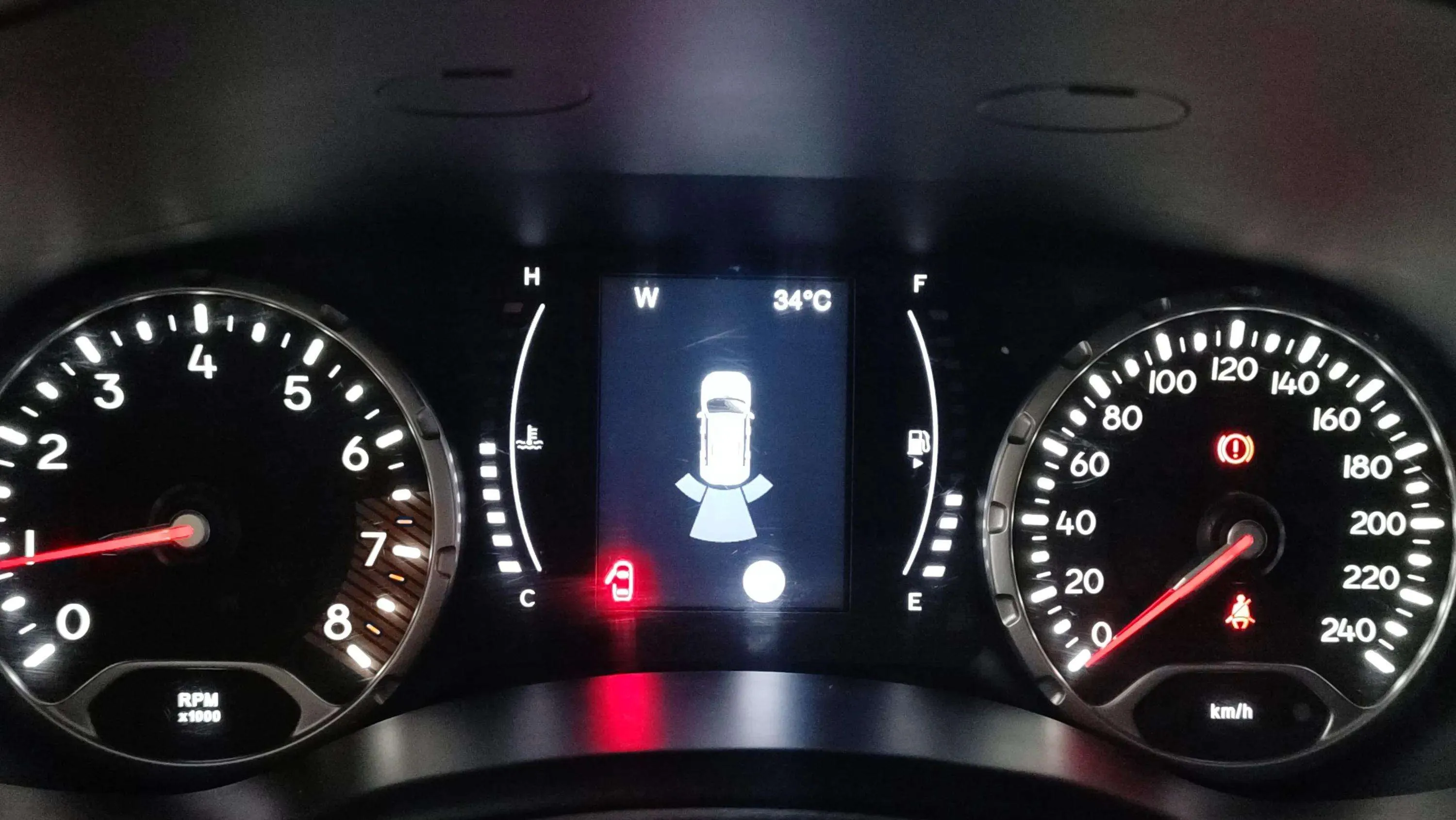 Jeep Renegade Longitude 1.0G 4x2 - foto 15