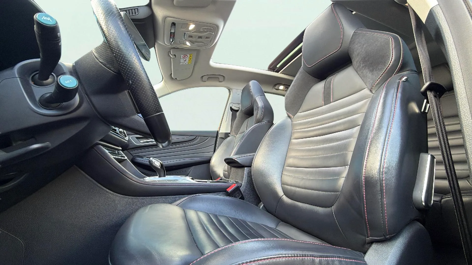 MG HS 1.5T-GDI PHEV Luxury - foto 9
