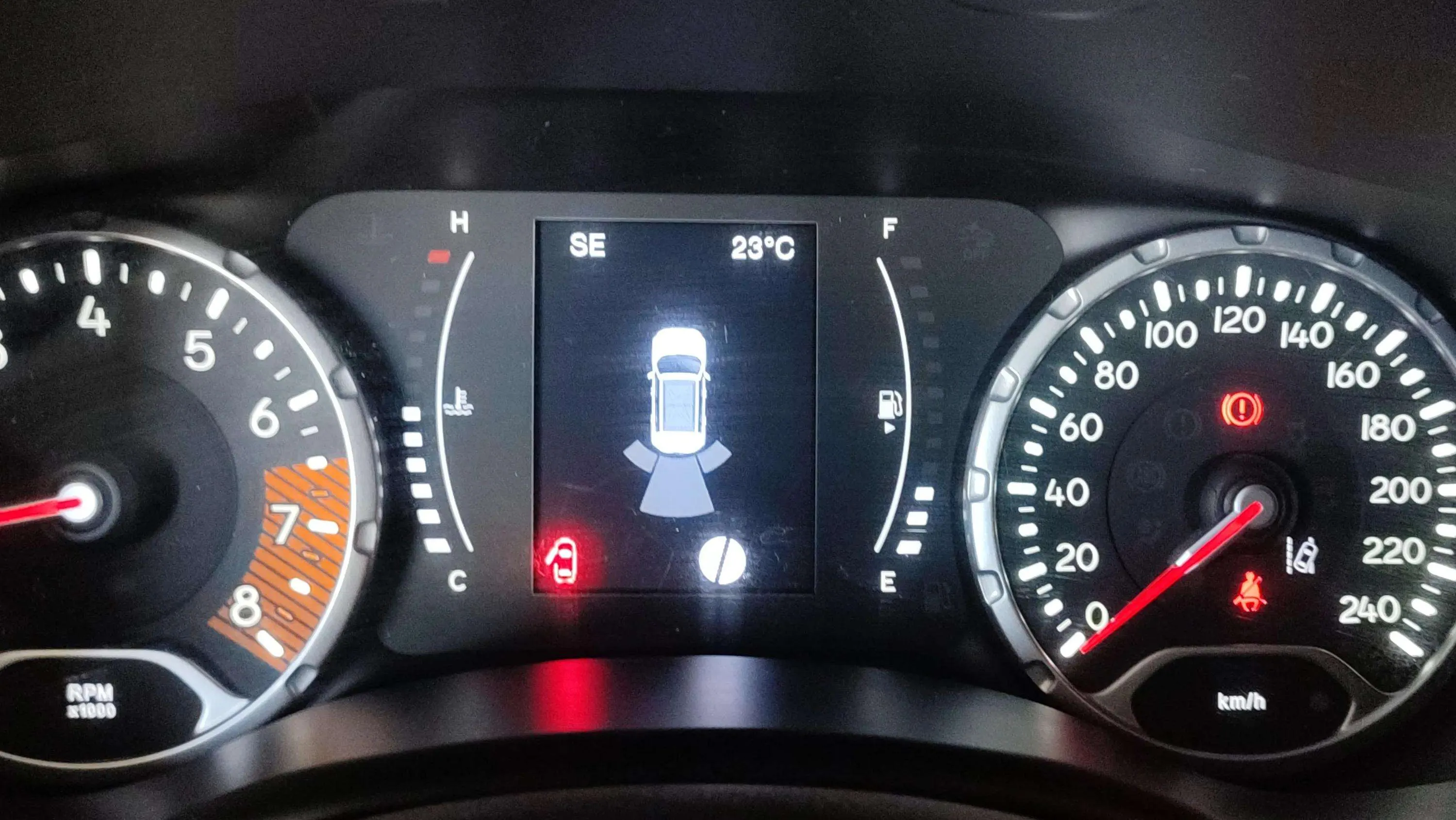 Jeep Renegade Longitude 1.0G 4x2 - foto 14