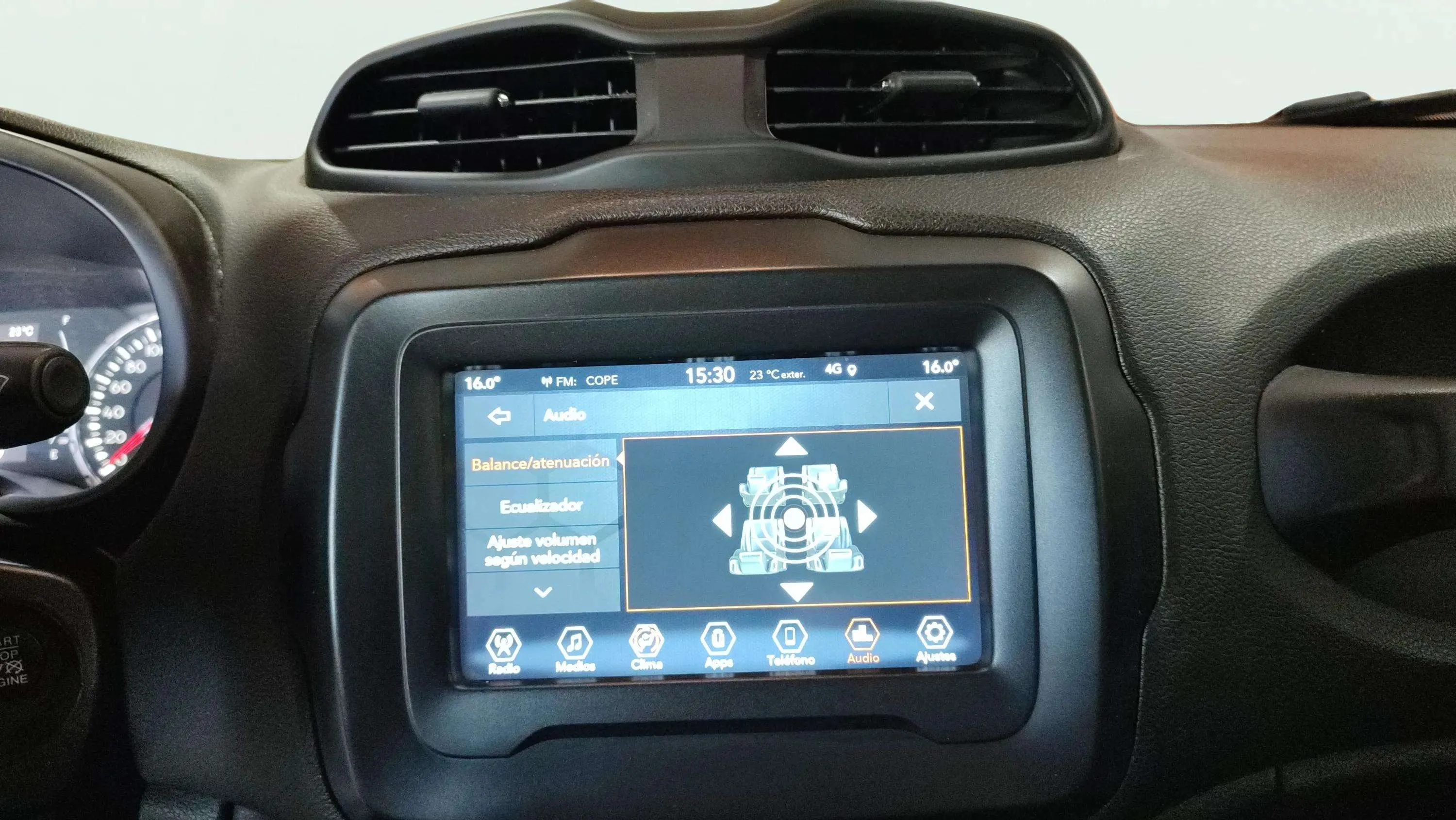 Jeep Renegade Longitude 1.0G 4x2 - foto 10