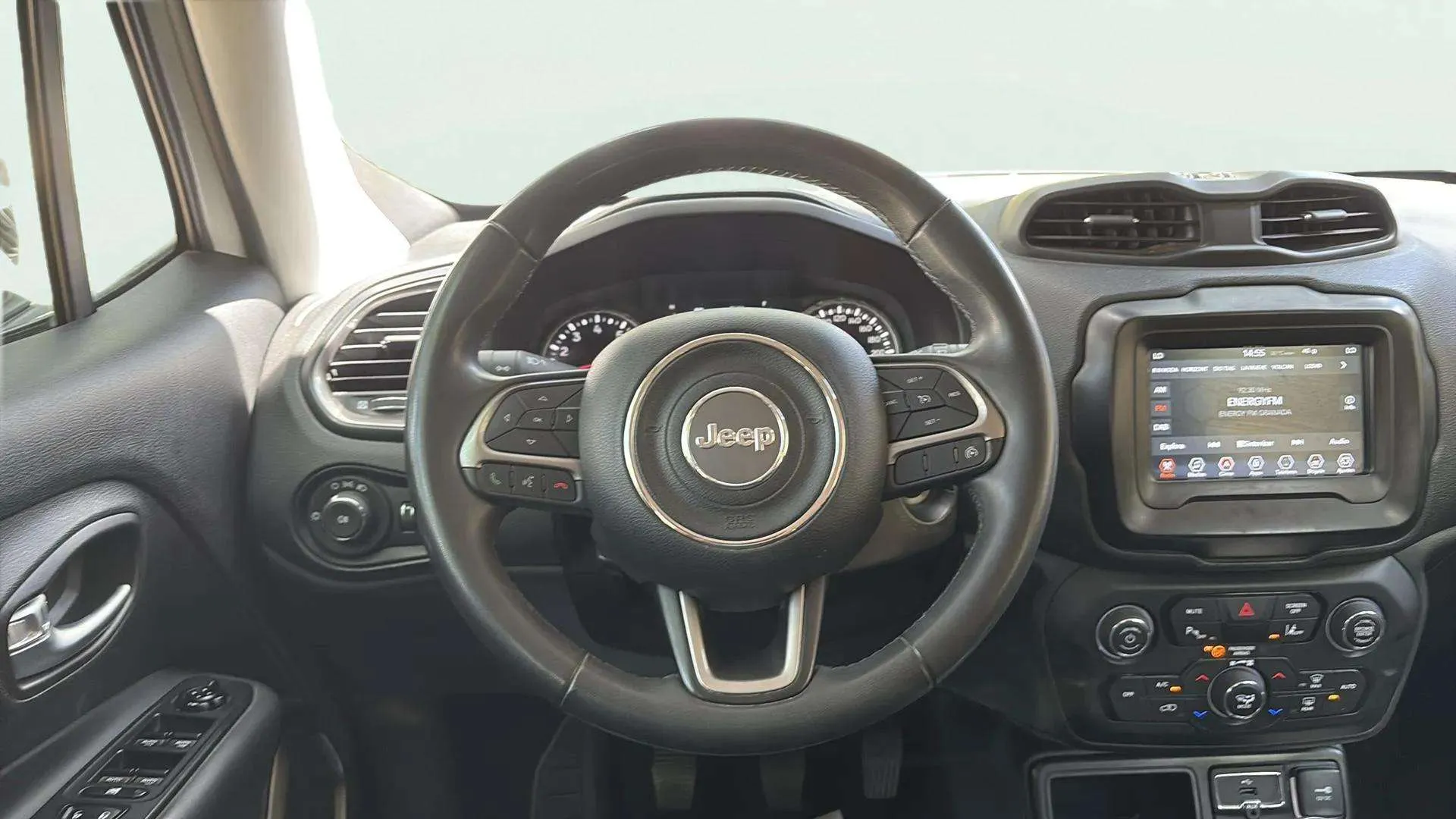 Jeep Renegade Longitude 1.0G 4x2 - foto 9