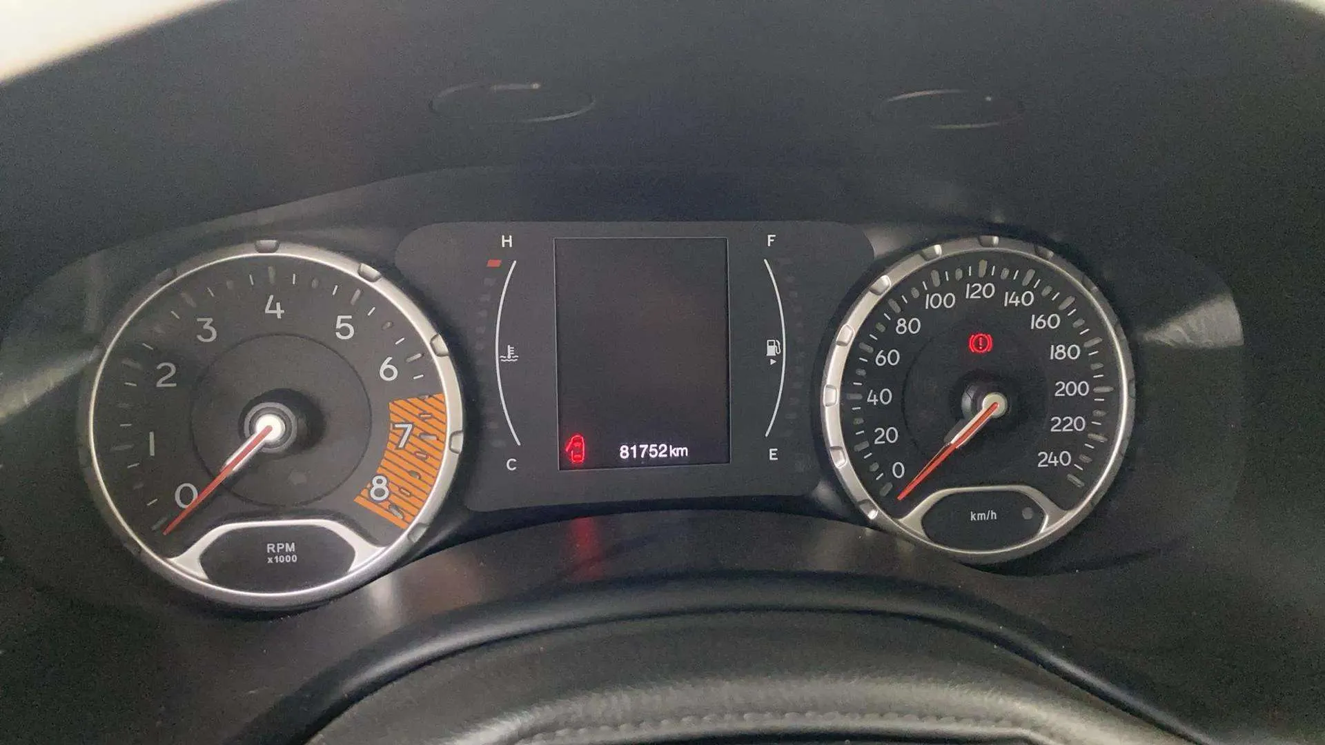 Jeep Renegade Longitude 1.0G 4x2 - foto 12