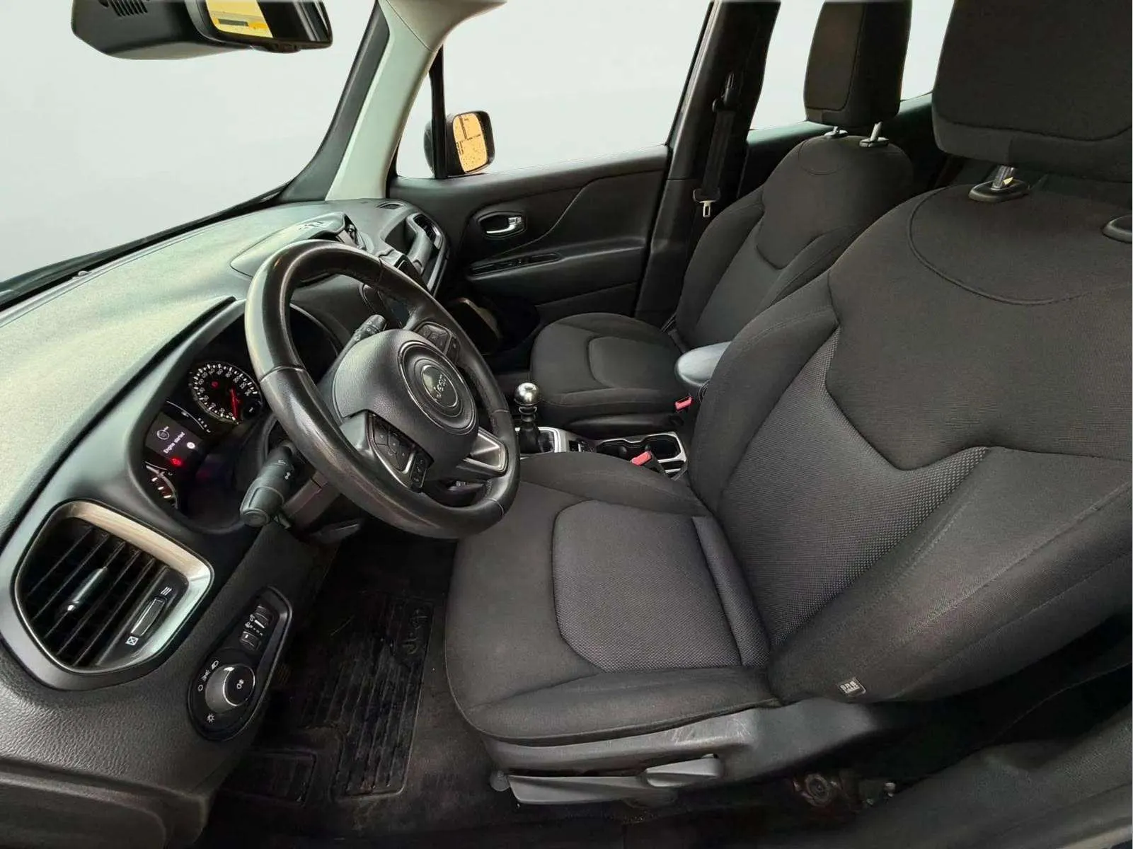 Jeep Renegade Longitude 1.0G 4x2 - foto 13