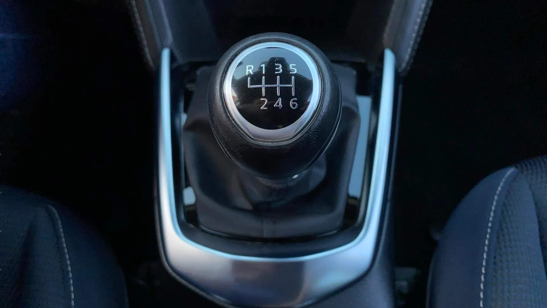 Mazda Mazda2 1.5 GE Origin - foto 27