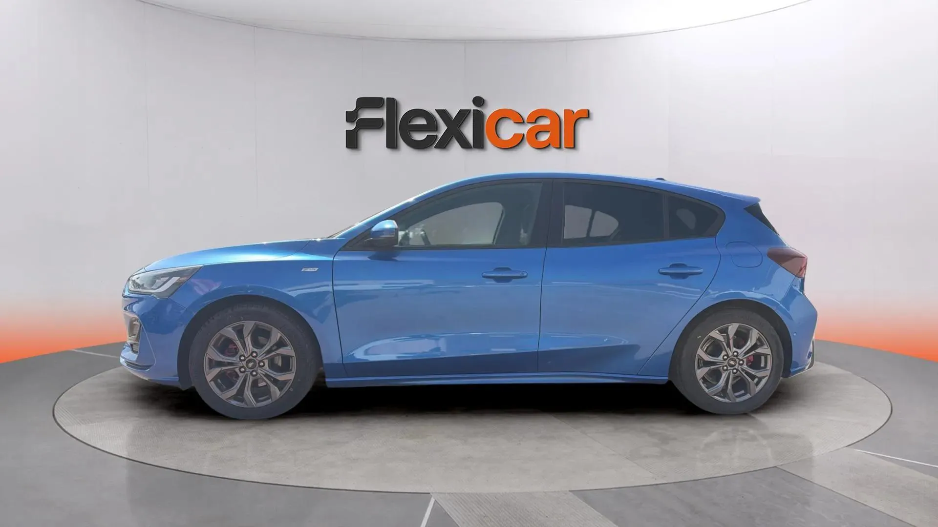 Ford Focus 1.0 EcoBoost MHEV ST-Line Design SIP - foto 8