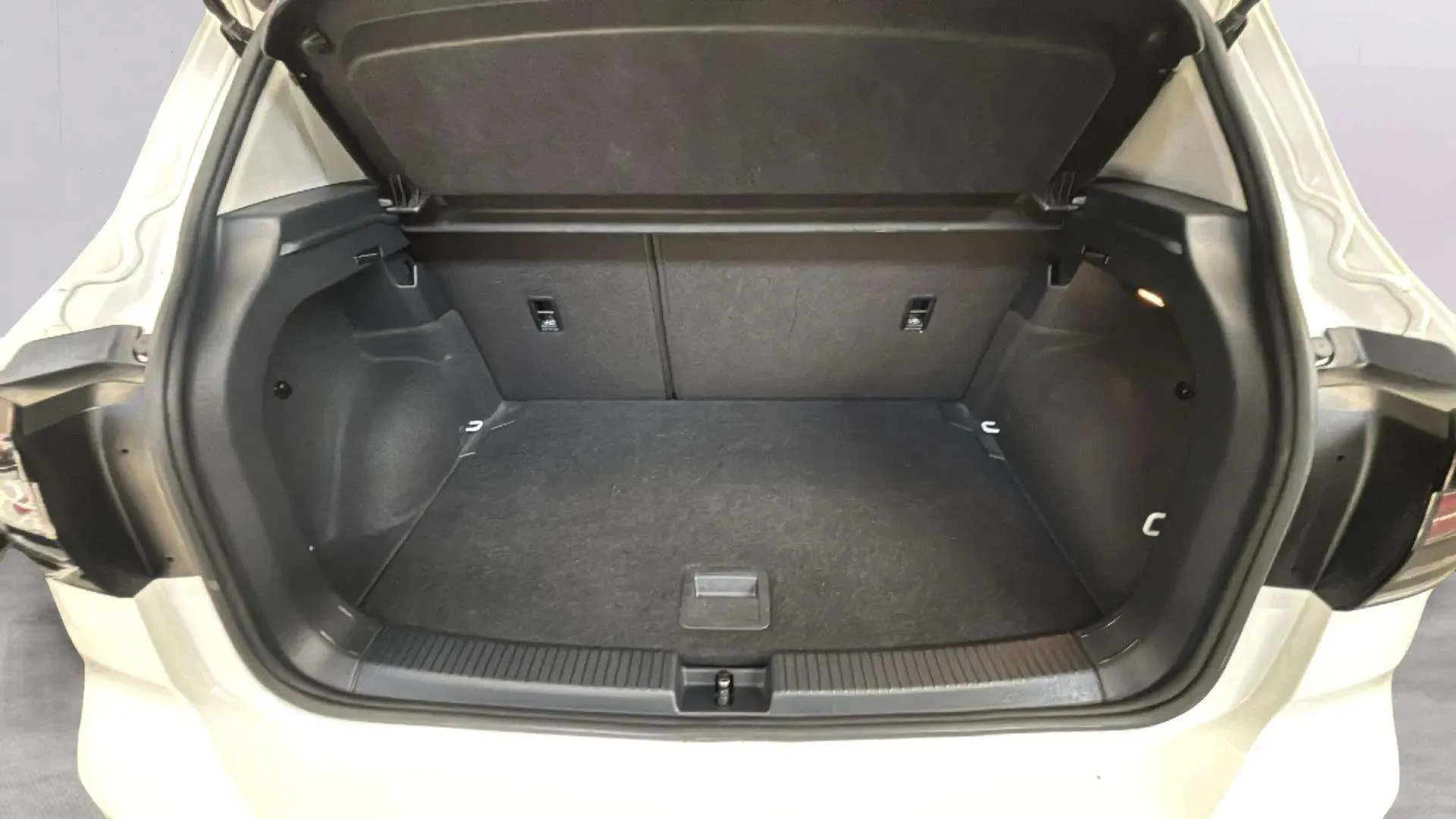 Volkswagen T-Cross Advance 1.5 TSI DSG - foto 9