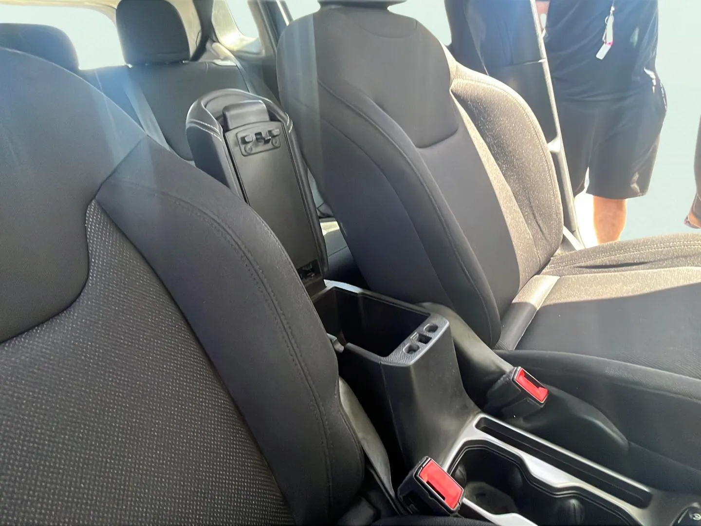 Jeep Renegade Longitude 1.0G 4x2 - foto 25