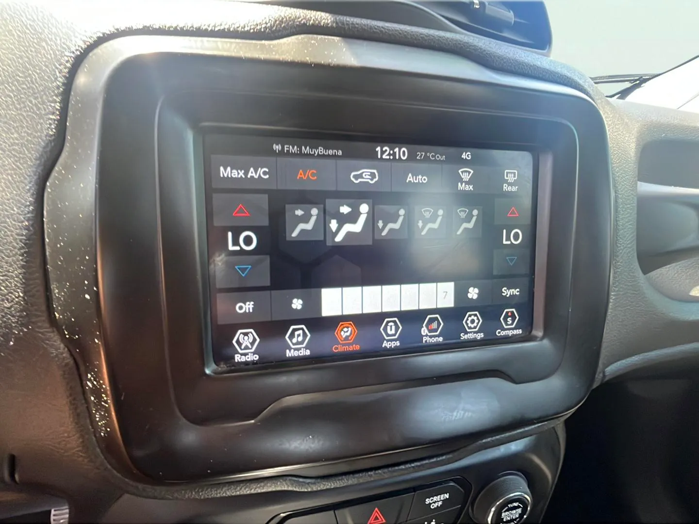Jeep Renegade Longitude 1.0G 4x2 - foto 27