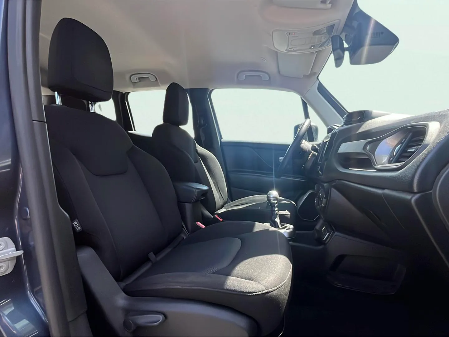 Jeep Renegade Longitude 1.0G 4x2 - foto 15