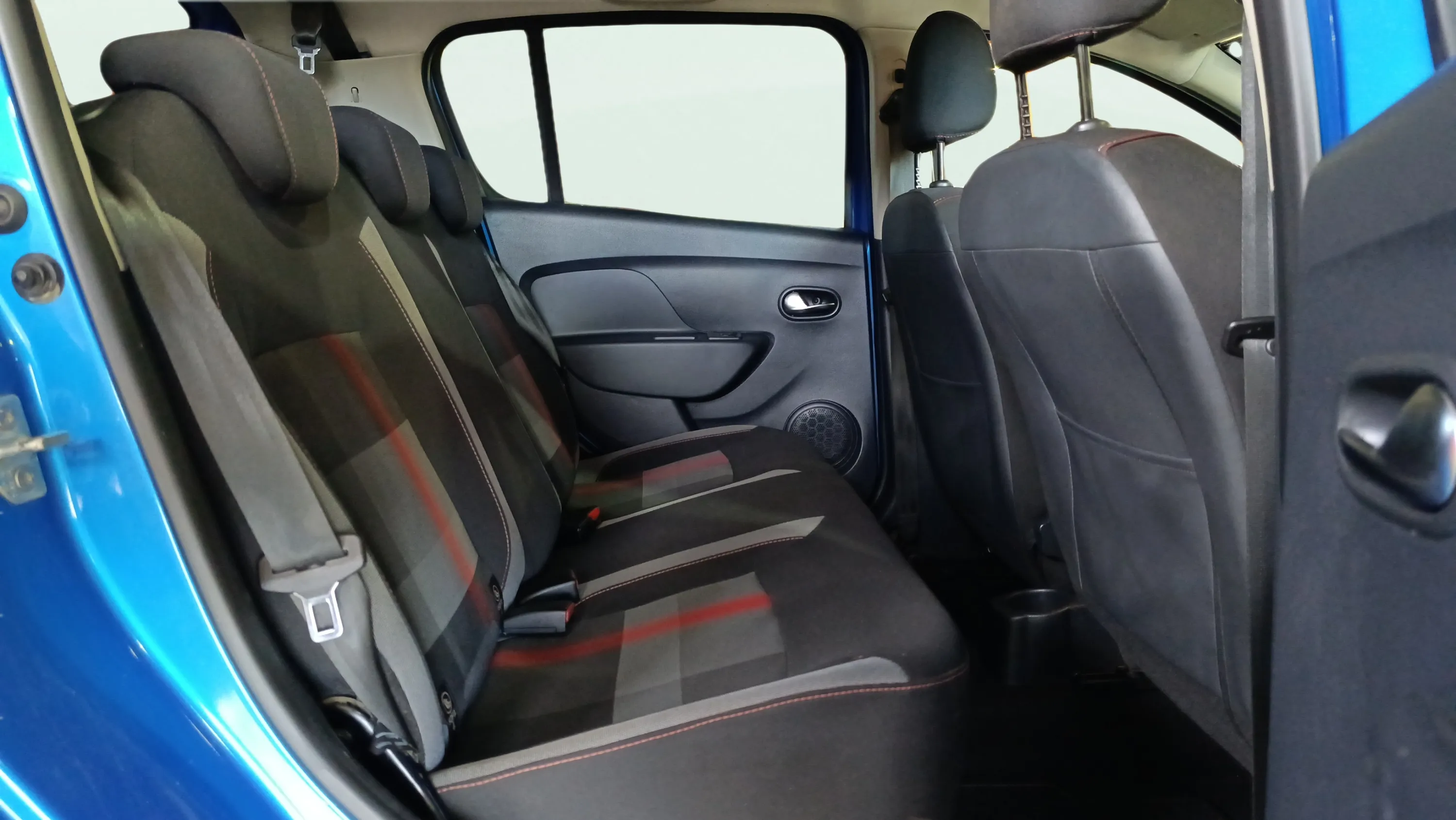 Dacia Sandero Stepway Comfort Blue dCi - foto 30