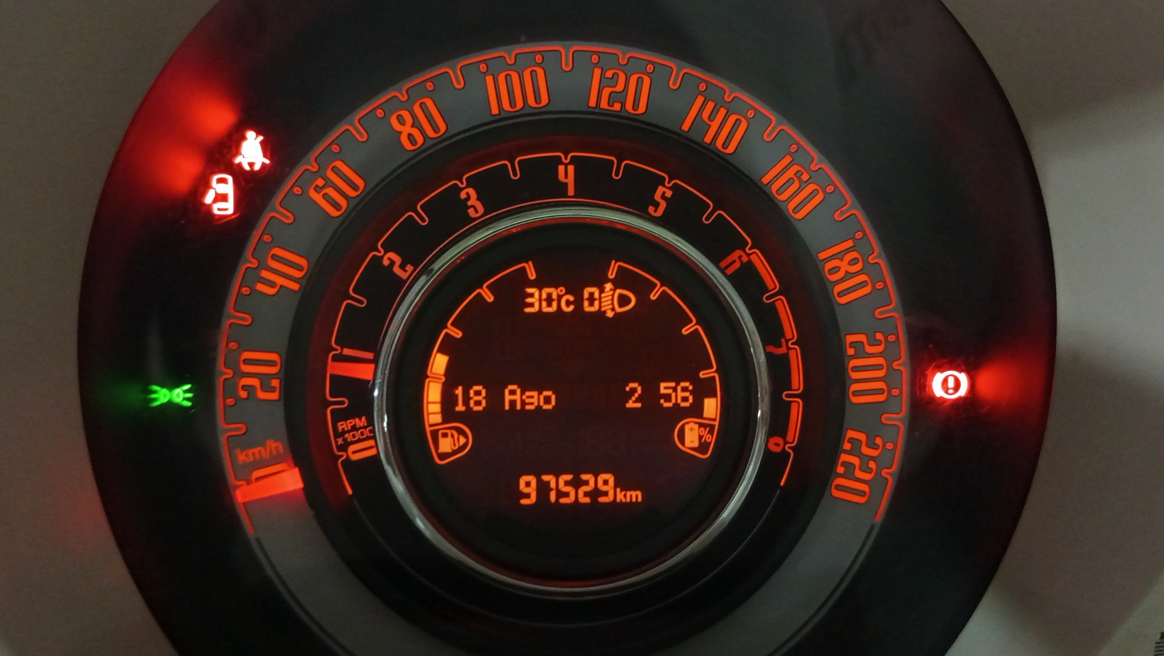 Fiat 500 Dolcevita 1.0 Hybrid - foto 18