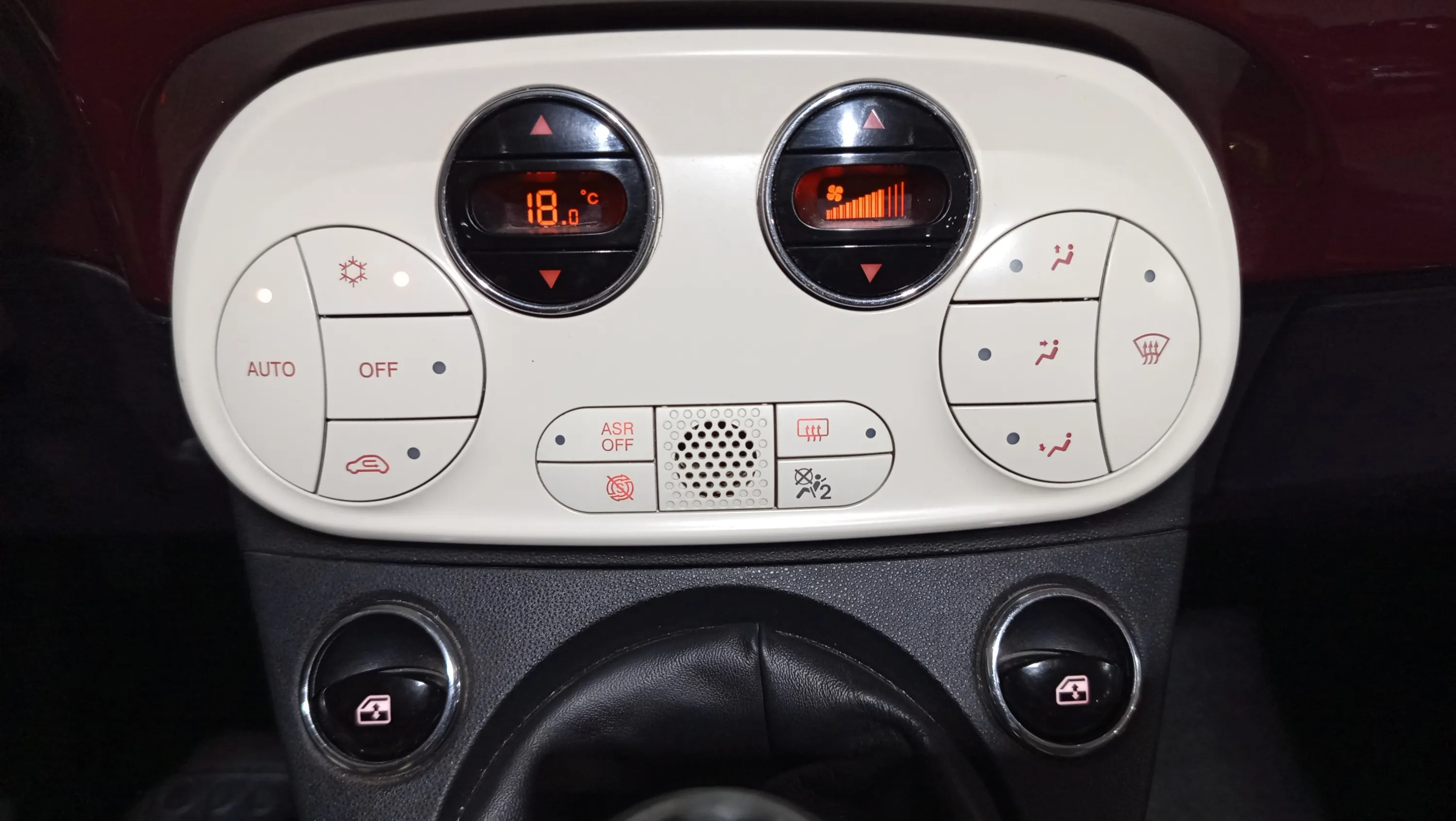 Fiat 500 Dolcevita 1.0 Hybrid - foto 22