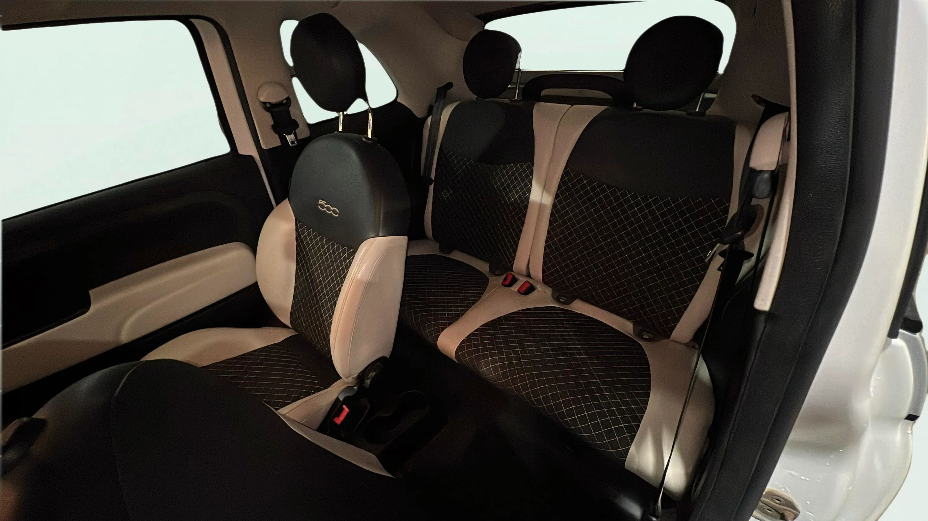 Fiat 500 Dolcevita 1.0 Hybrid - foto 17