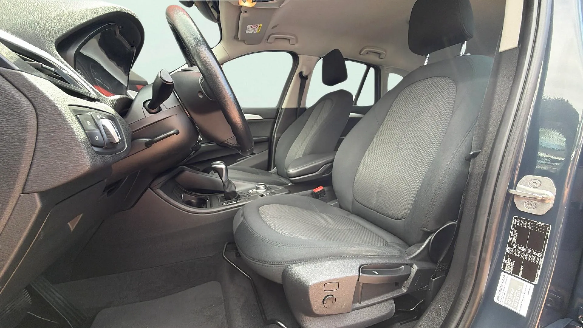 BMW X1 sDrive18d - foto 13