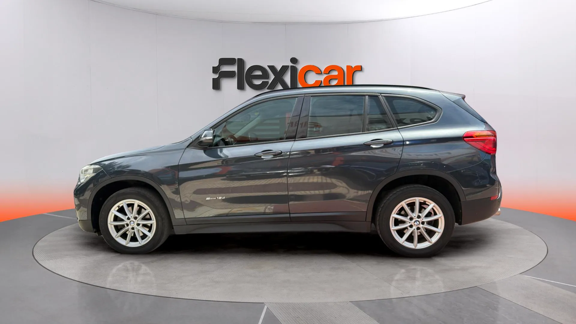 BMW X1 sDrive18d - foto 4