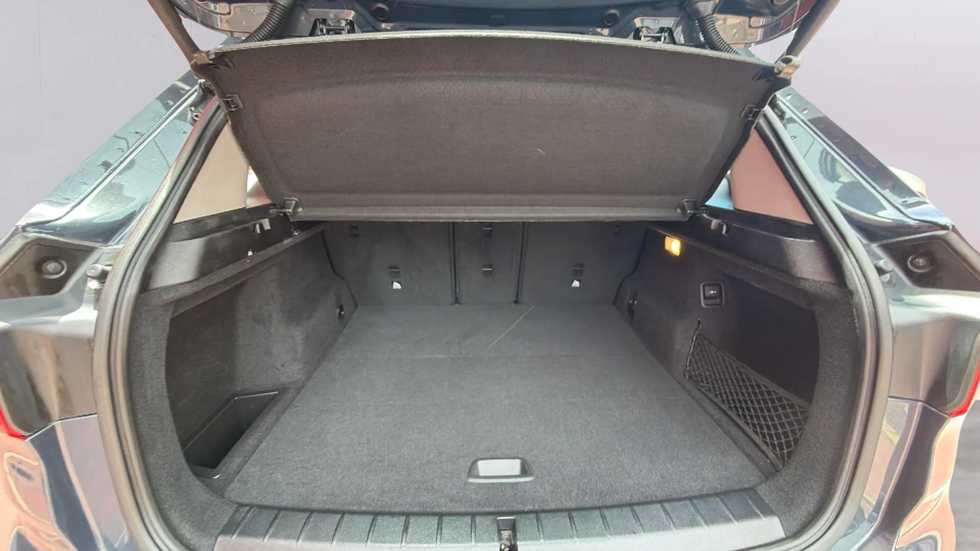 BMW X1 sDrive18d - foto 18
