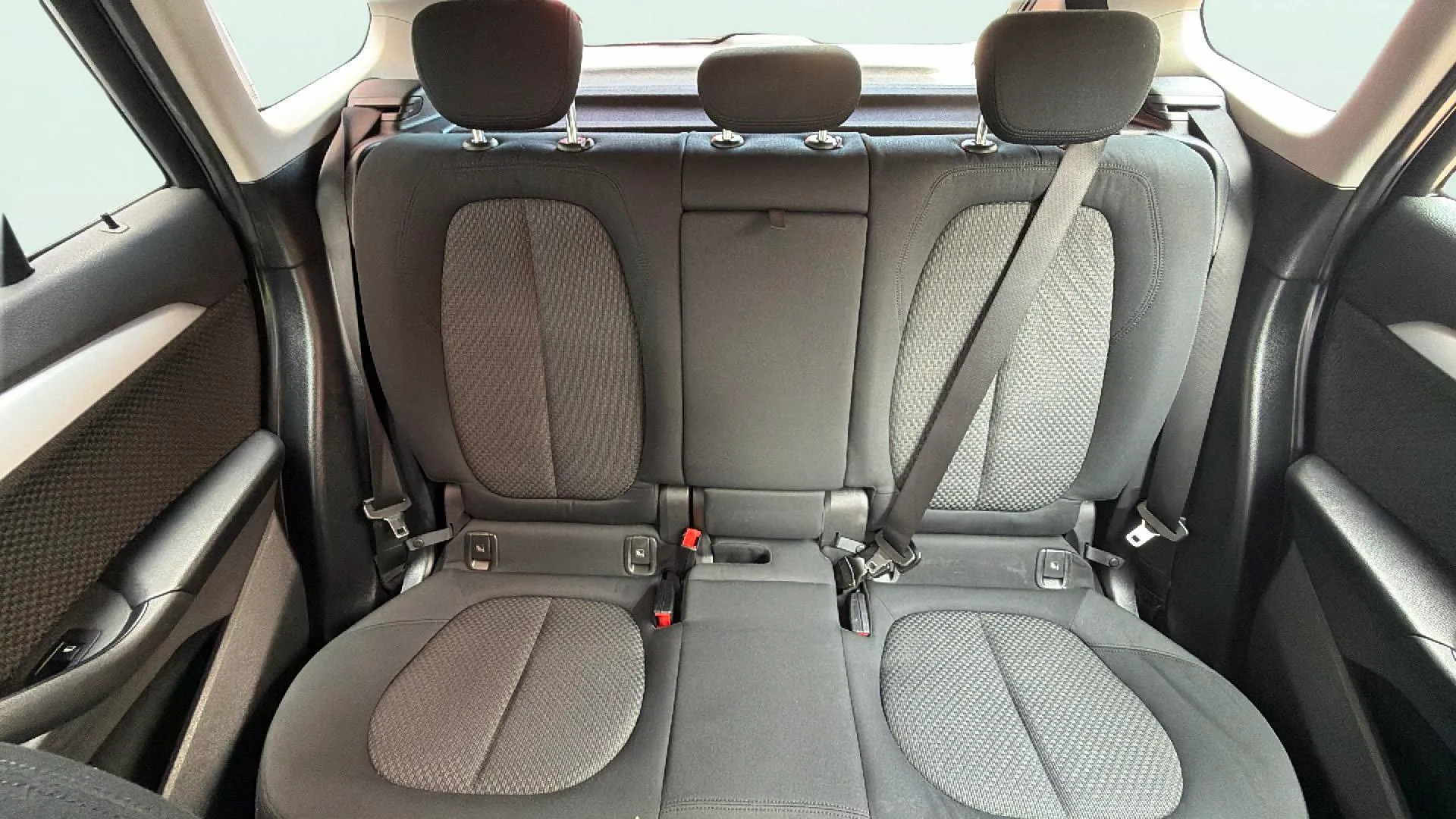 BMW X1 sDrive18d - foto 15