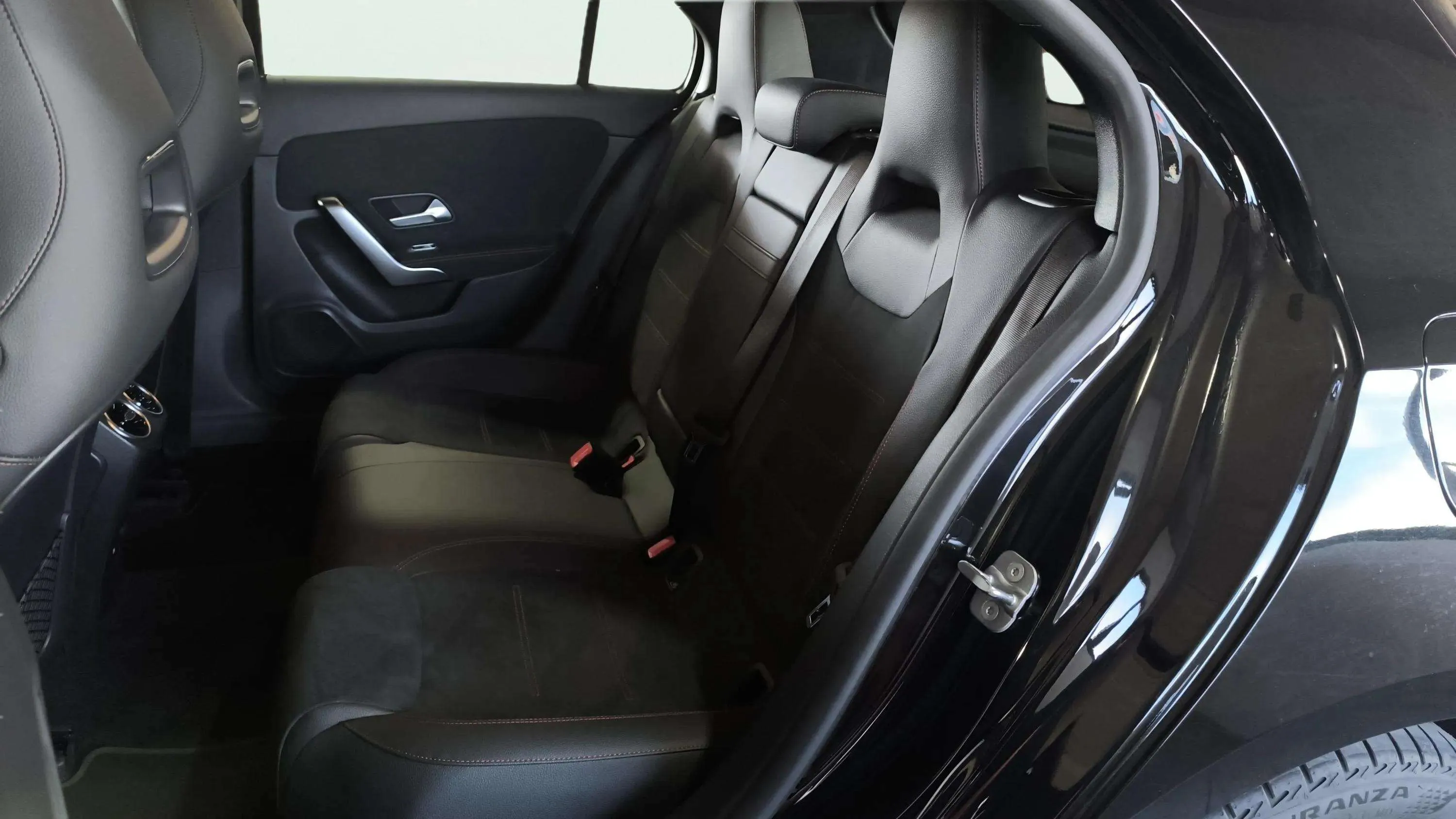 Mercedes-Benz Clase A A 180 d - foto 19