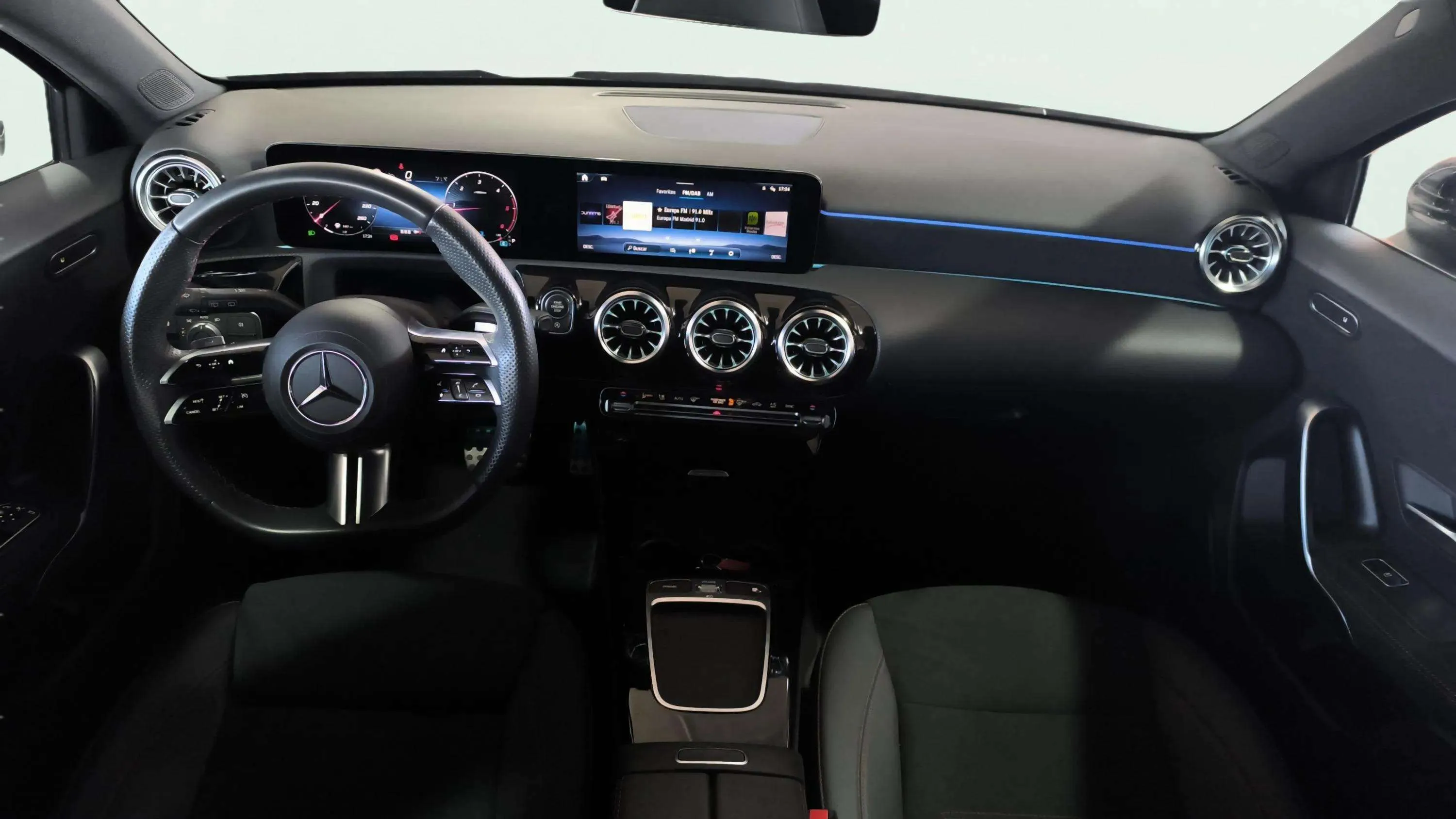 Mercedes-Benz Clase A A 180 d - foto 13